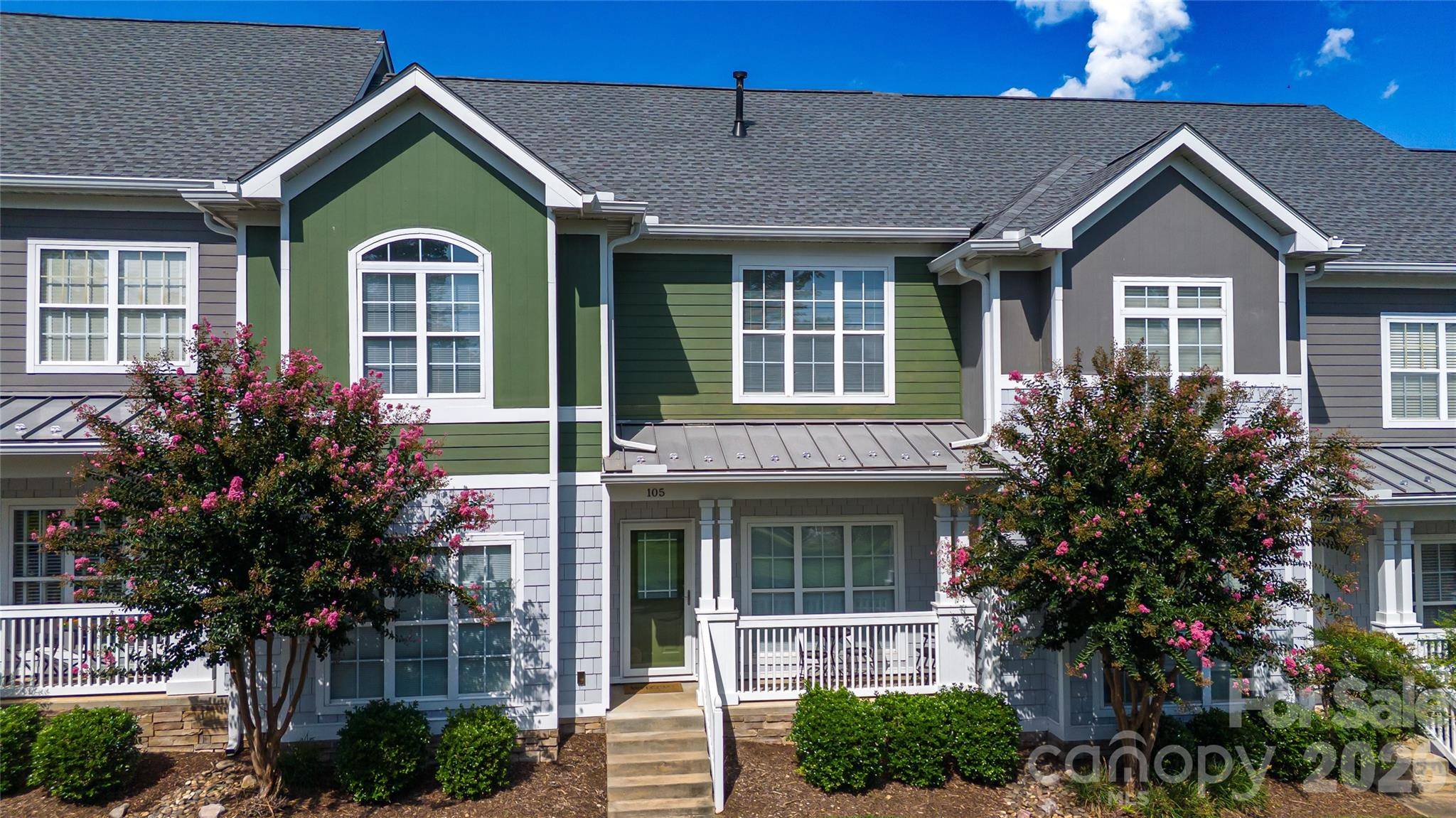 105 E Commons DR, Morganton, NC 28655