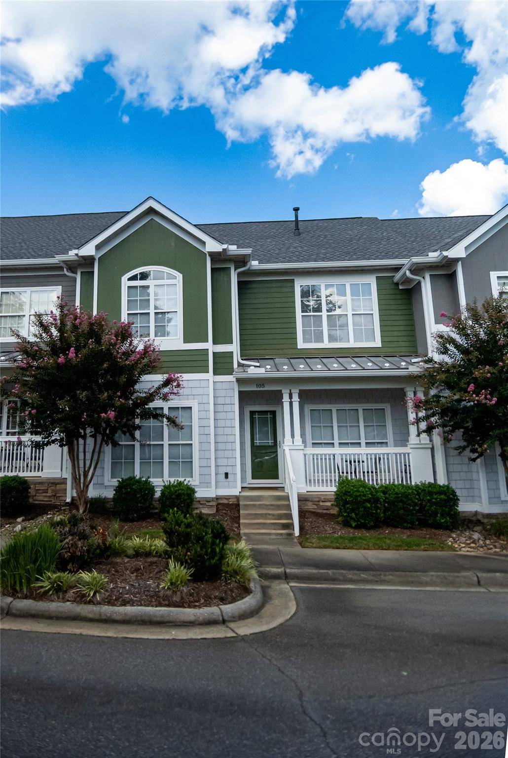 105 E Commons DR, Morganton, NC 28655