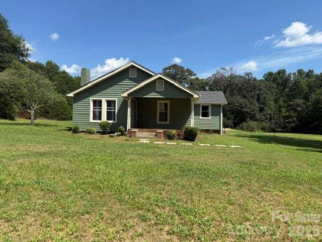 418 We Padgett RD, Bostic, NC 28018