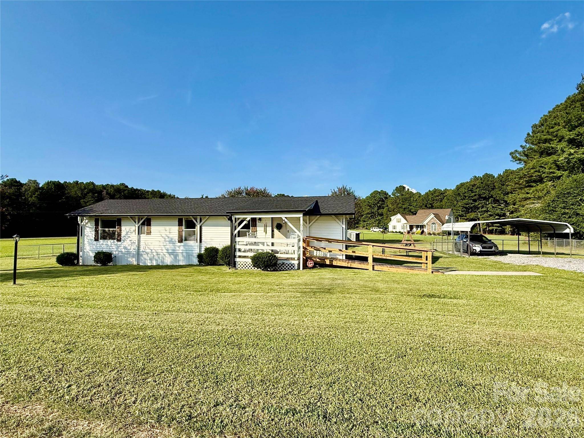 6191 Richburg RD, Great Falls, SC 29055