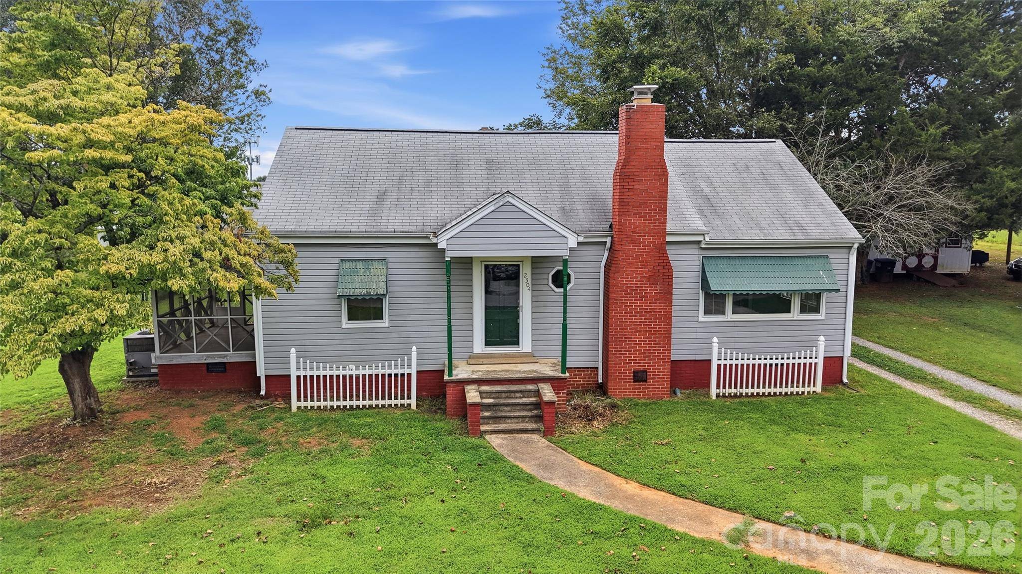 2304 Mclean ST, Gastonia, NC 28054