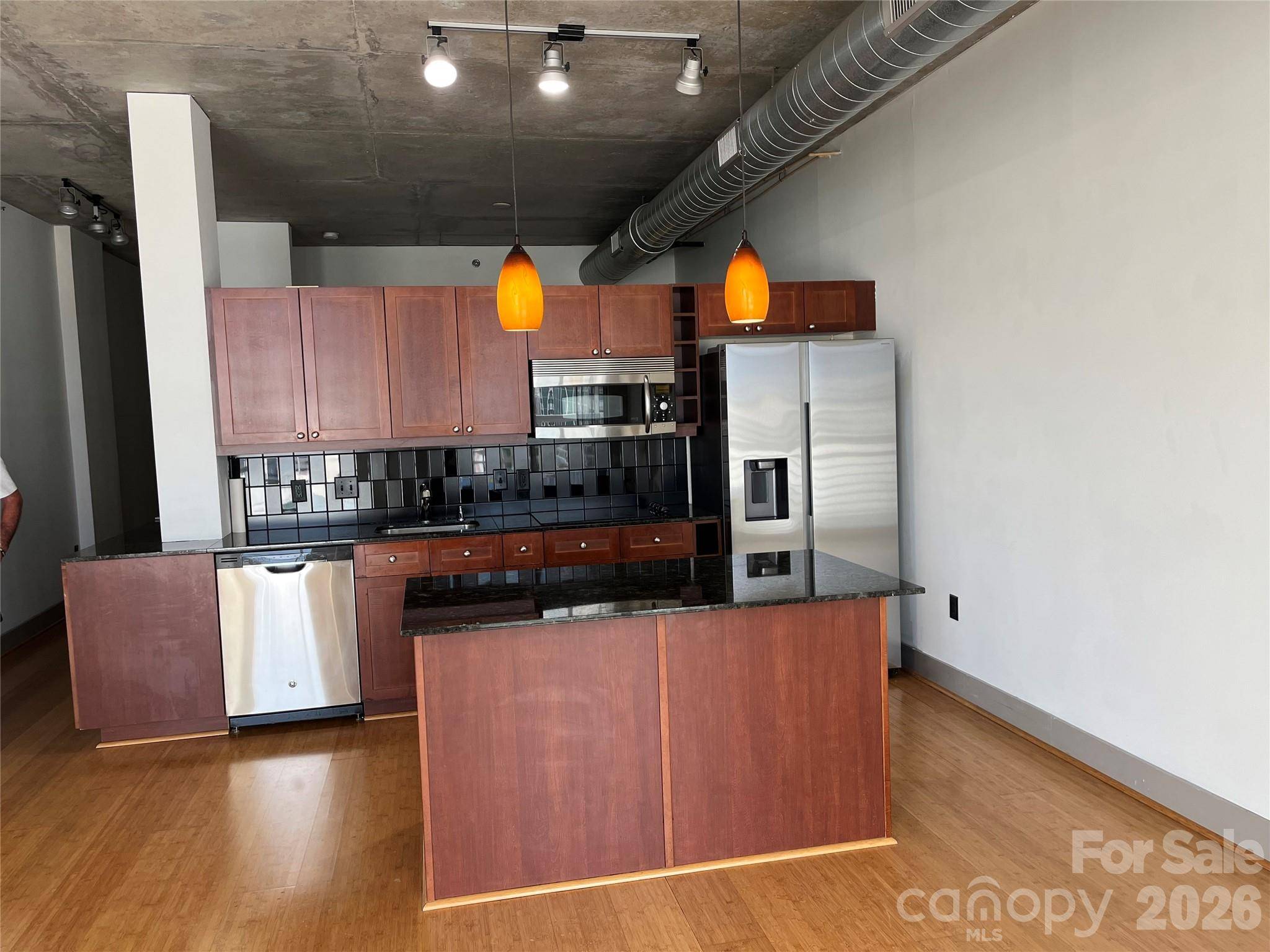 505 E 6th ST, Charlotte, NC 28202
