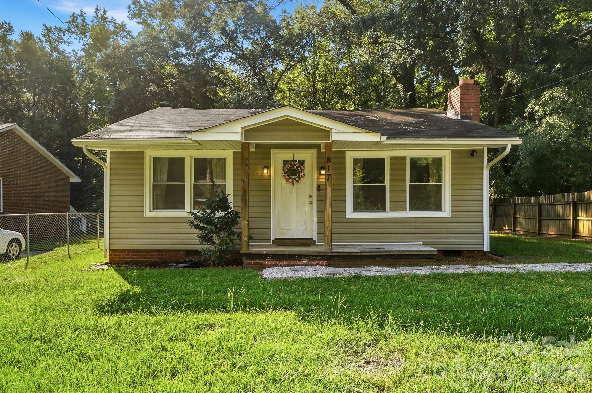 817 E Dunlap ST, Lancaster, SC 29720