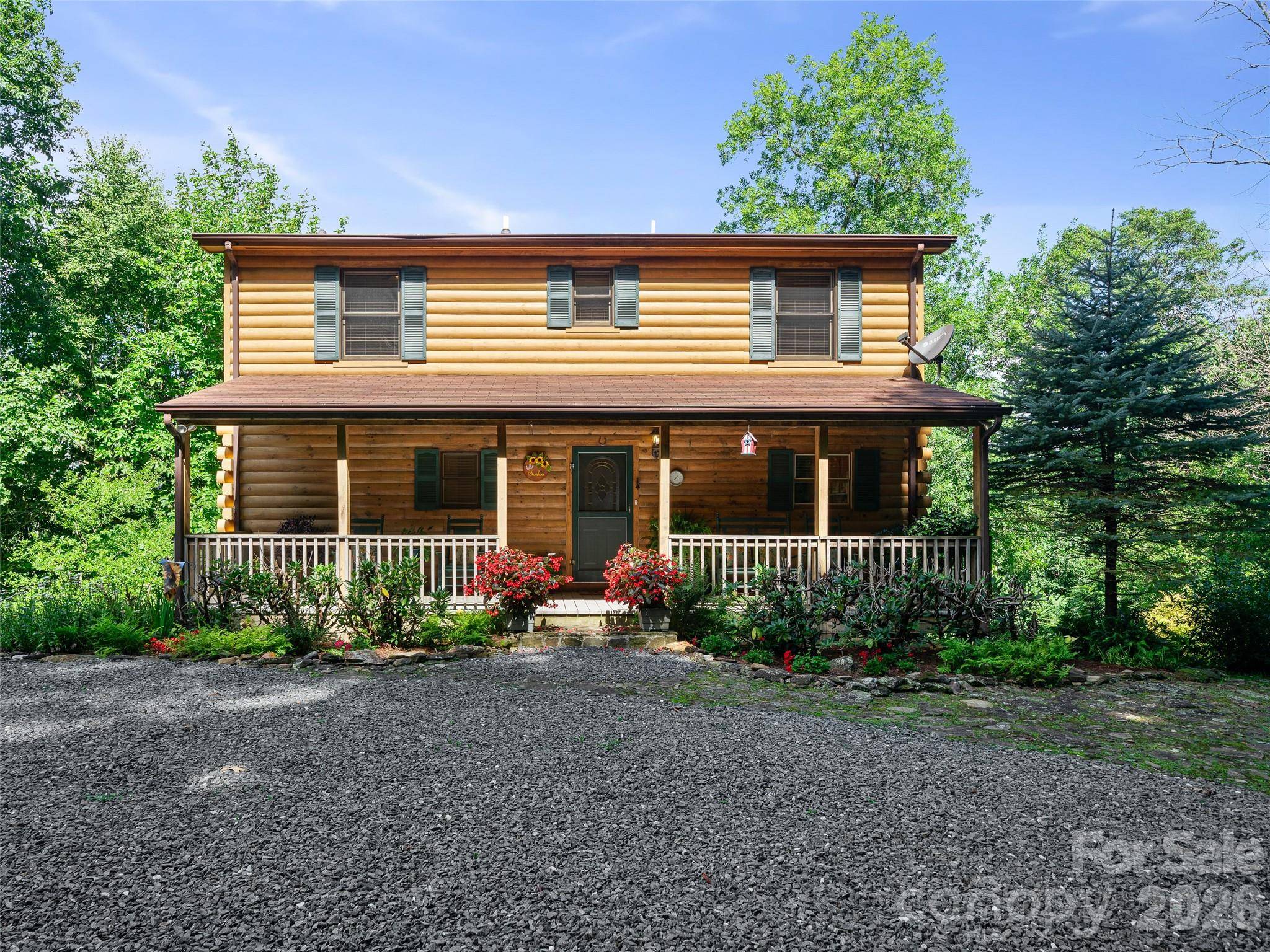 185 Blue Bird LN, Spruce Pine, NC 28777
