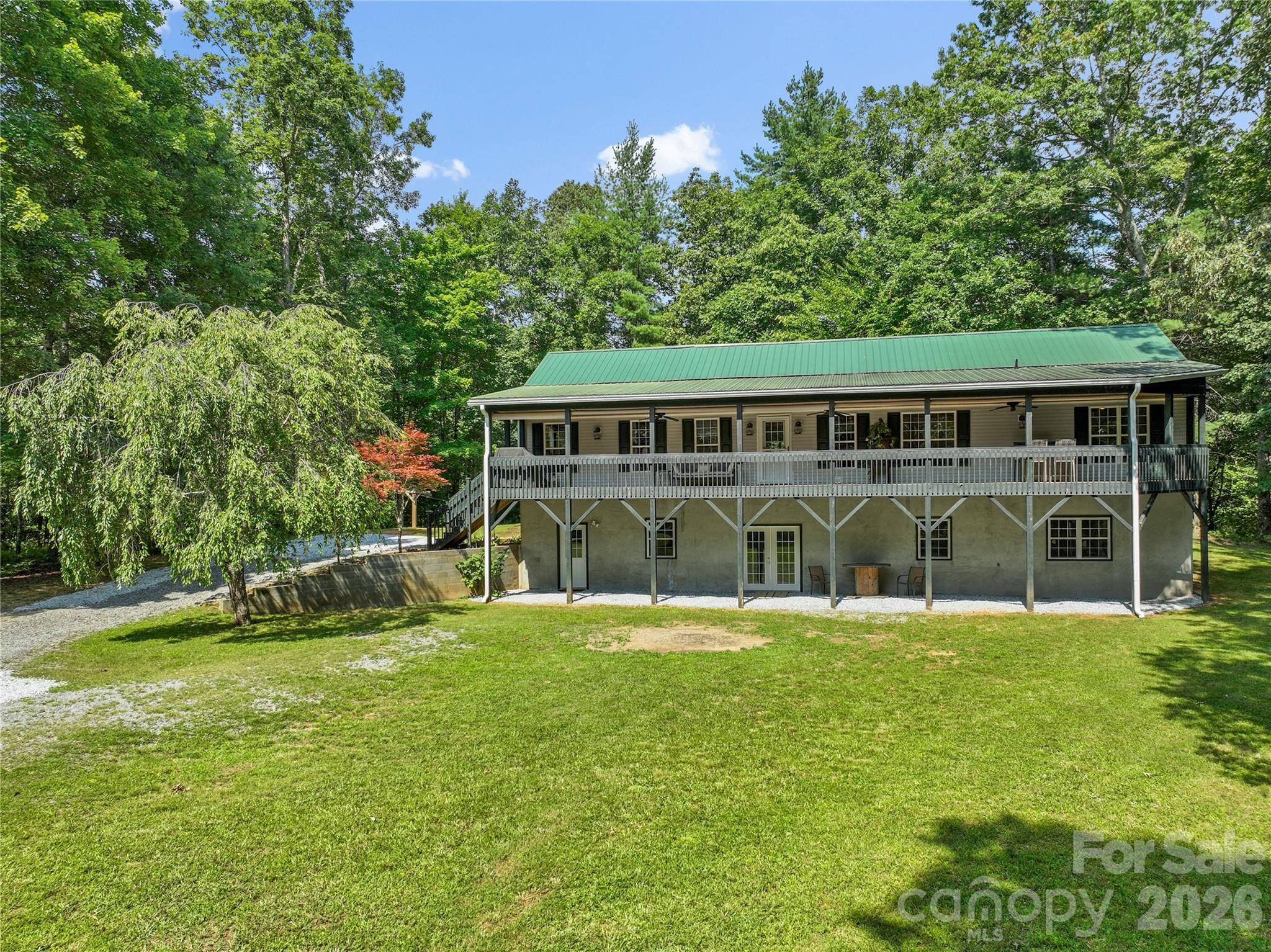 2230 Walnut Hollow RD, Brevard, NC 28712