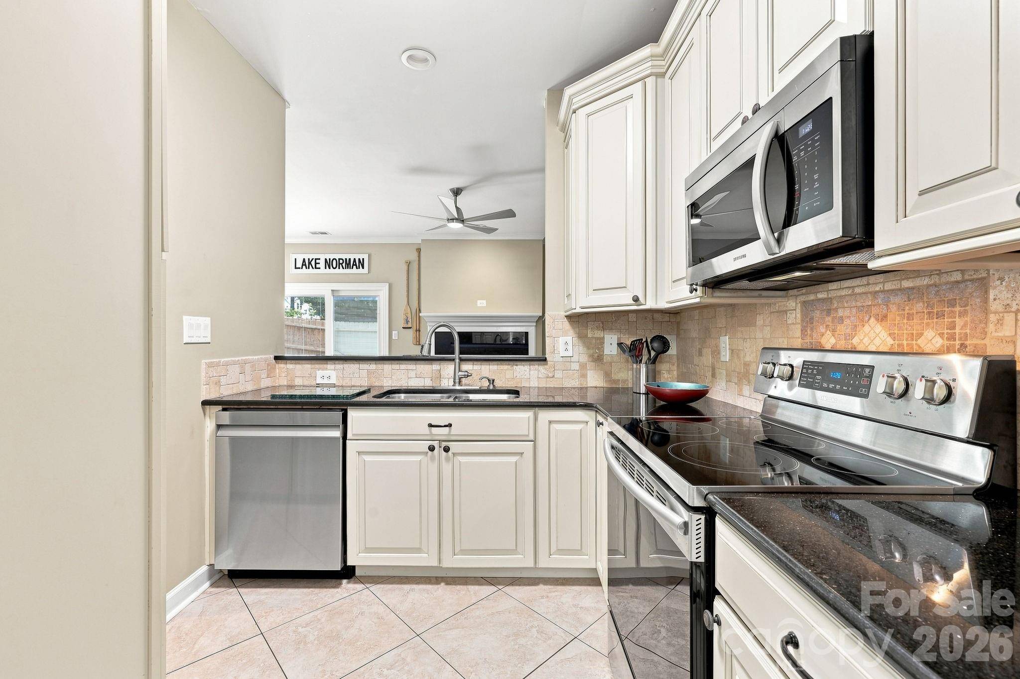 8124 Village Harbor DR, Cornelius, NC 28031