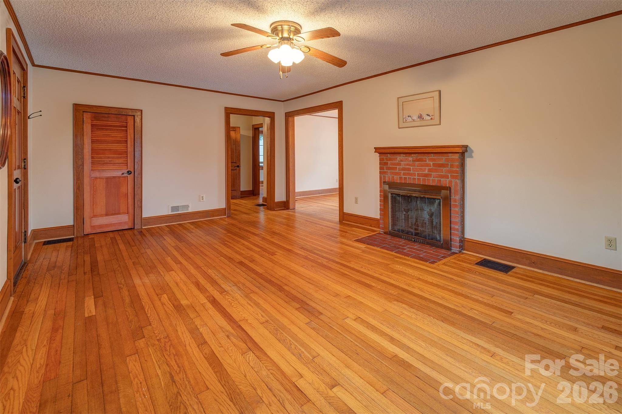 103 S Main ST, Weaverville, NC 28787