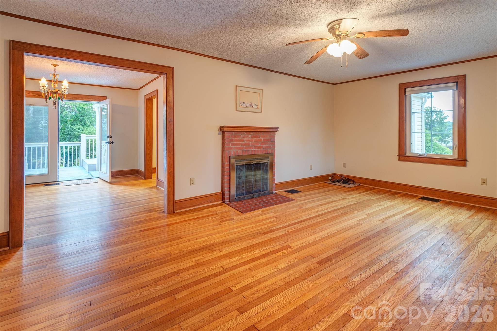 103 S Main ST, Weaverville, NC 28787