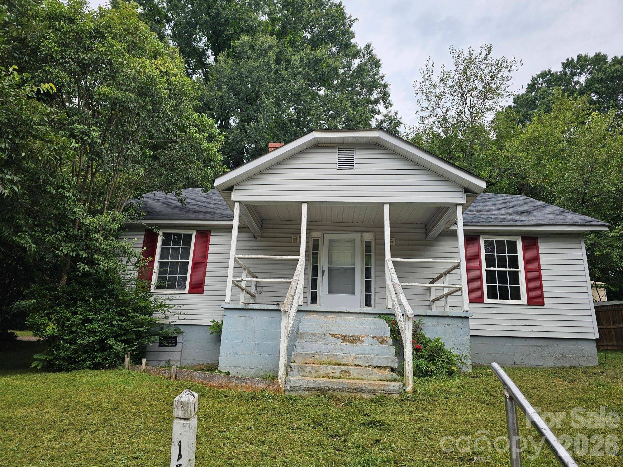 152 Winecoff AVE NW, Concord, NC 28025