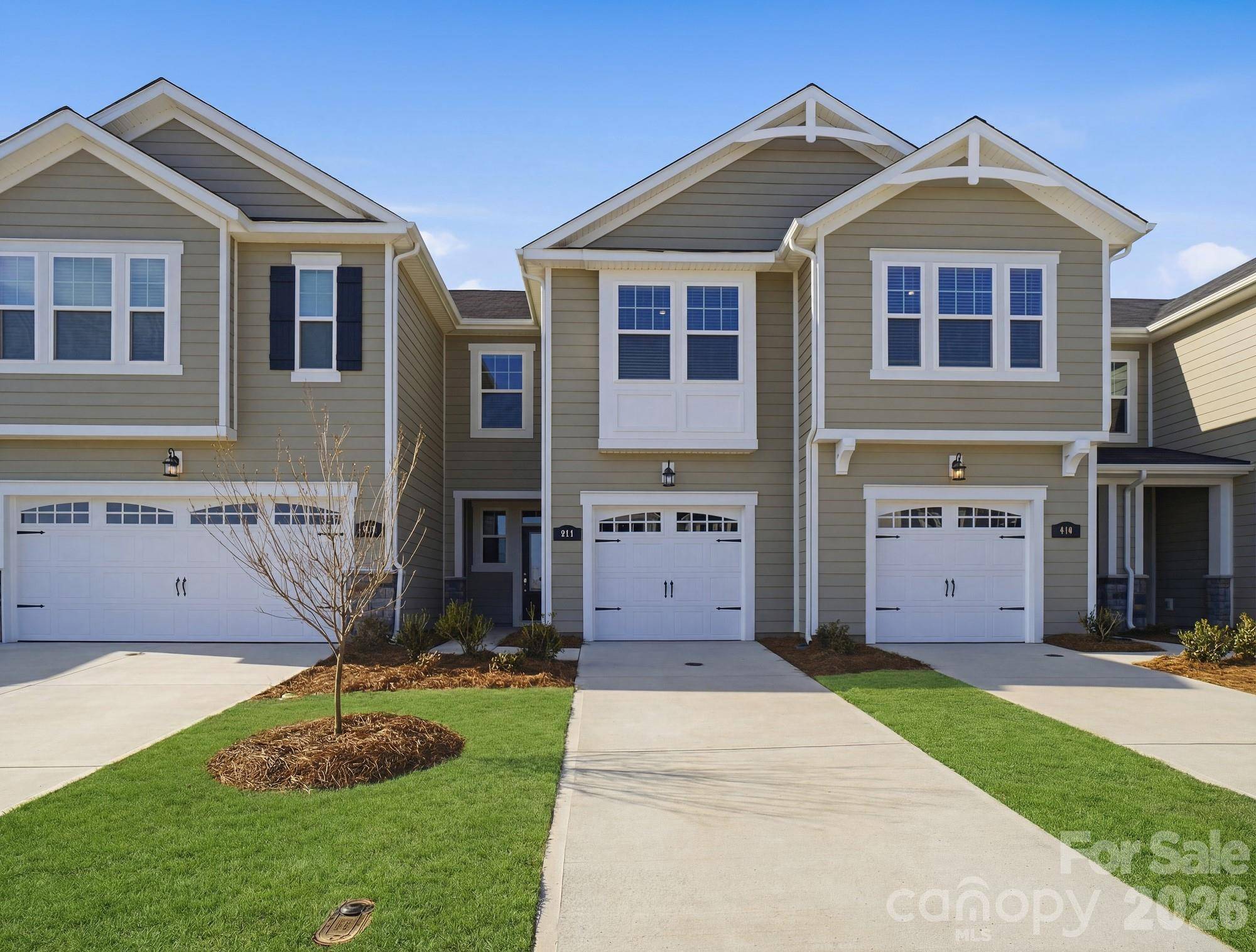 340 Laura Elizabeth LN, Clover, SC 29710
