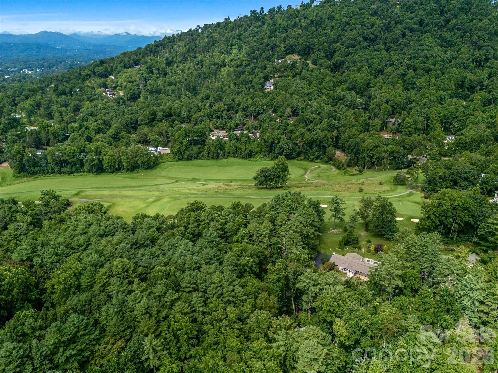175 Robinhood RD, Asheville, NC 28804