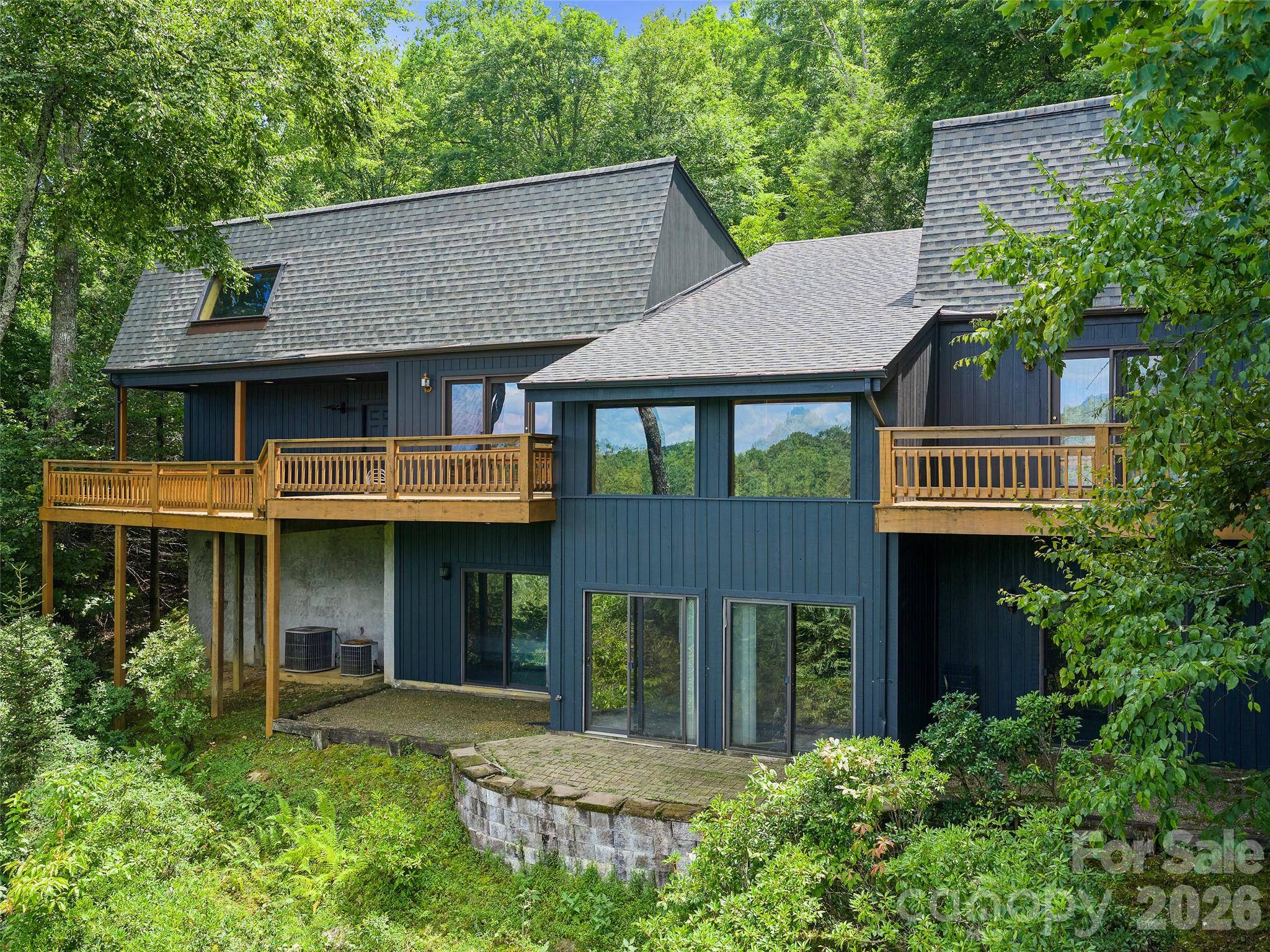 156 Winterstar LOOP, Burnsville, NC 28714