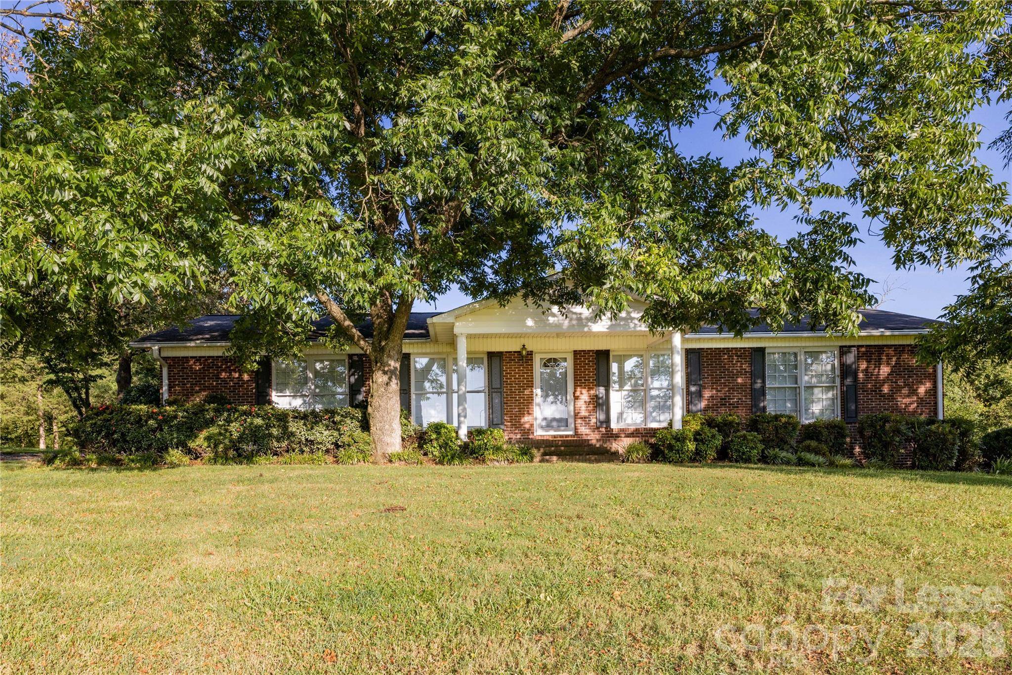 34838 Ellen RD, New London, NC 28127