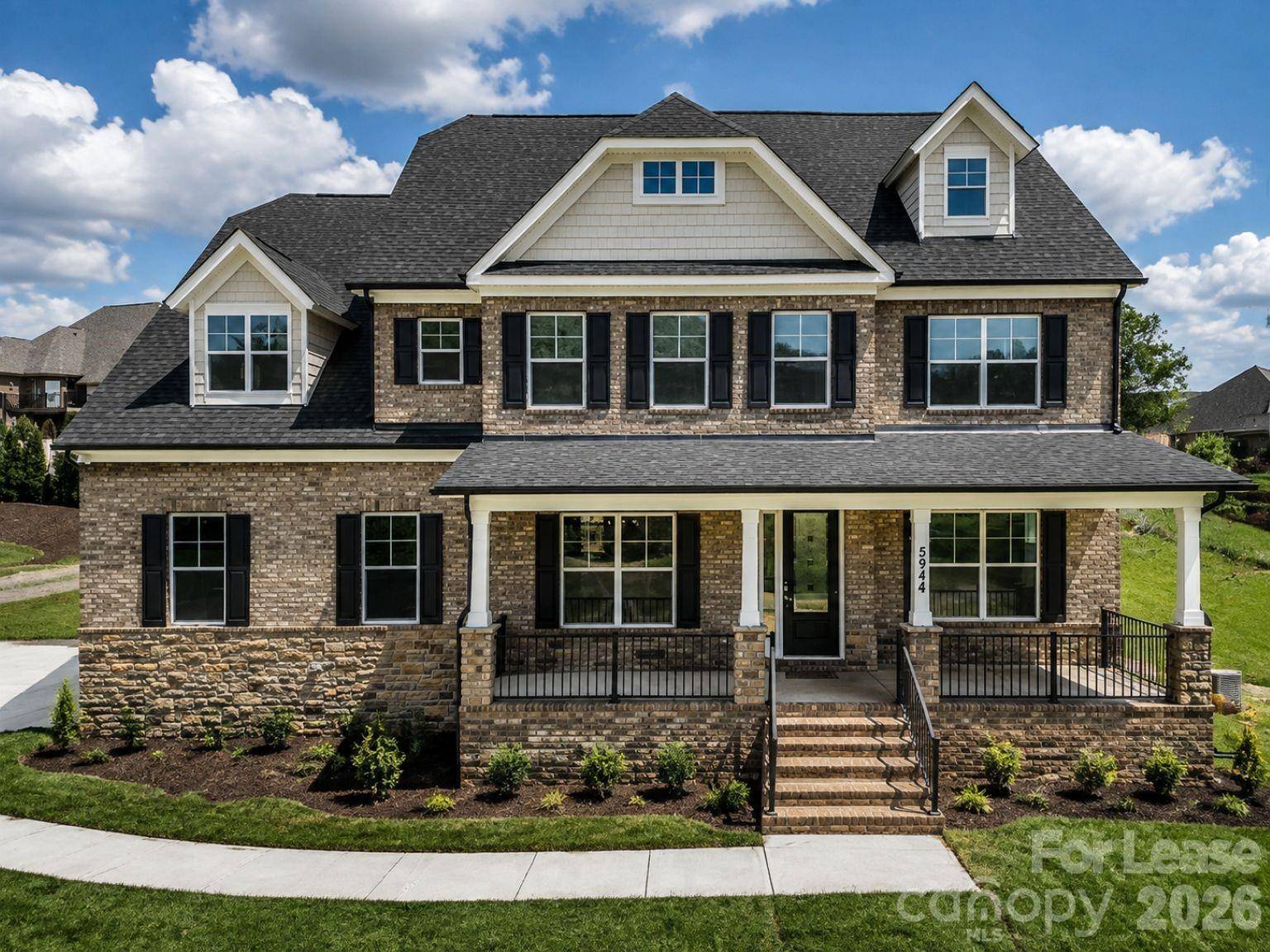 5944 Bakers PT, Hickory, NC 28602