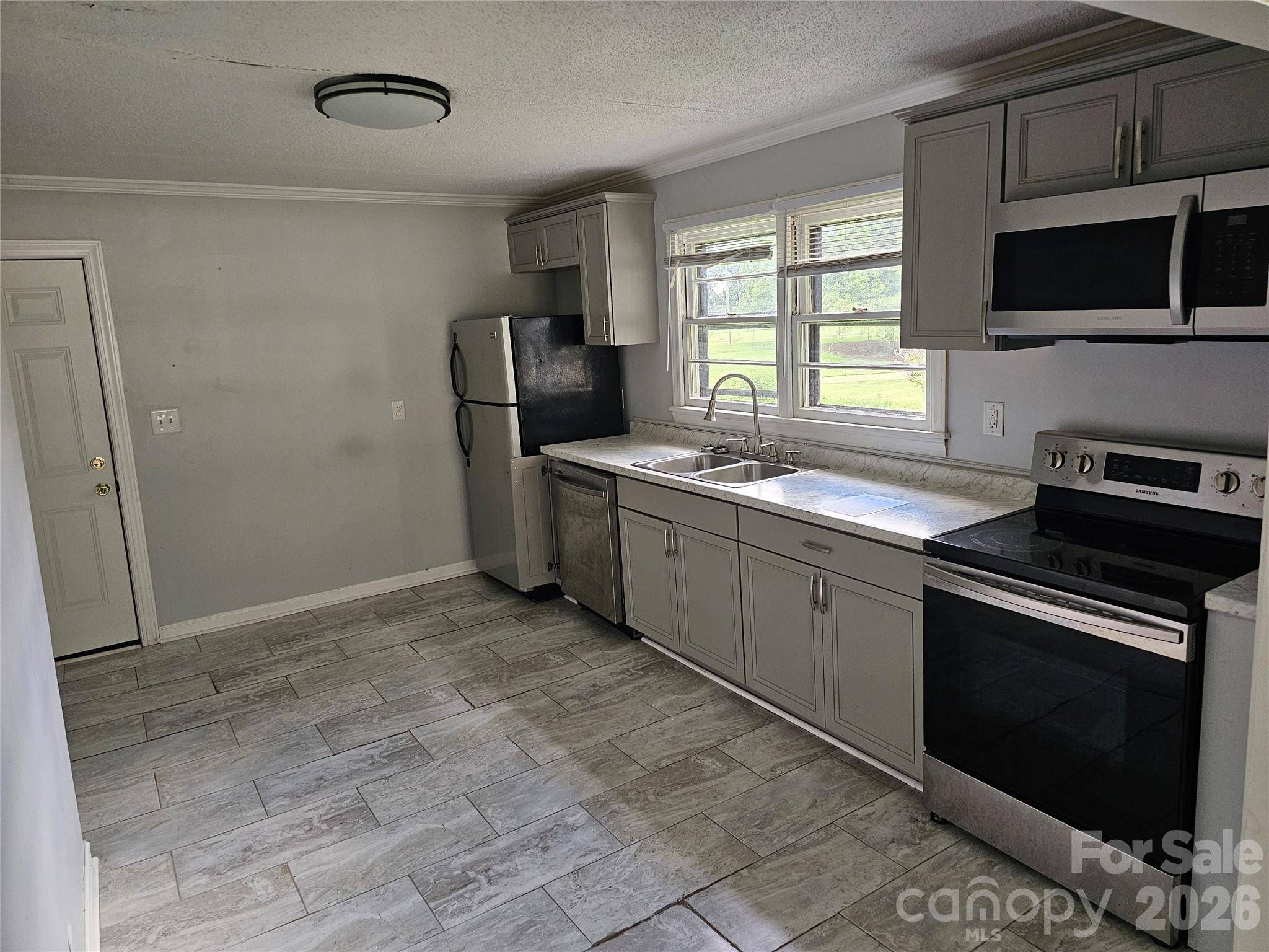 840 W Garrison BLVD, Gastonia, NC 28052
