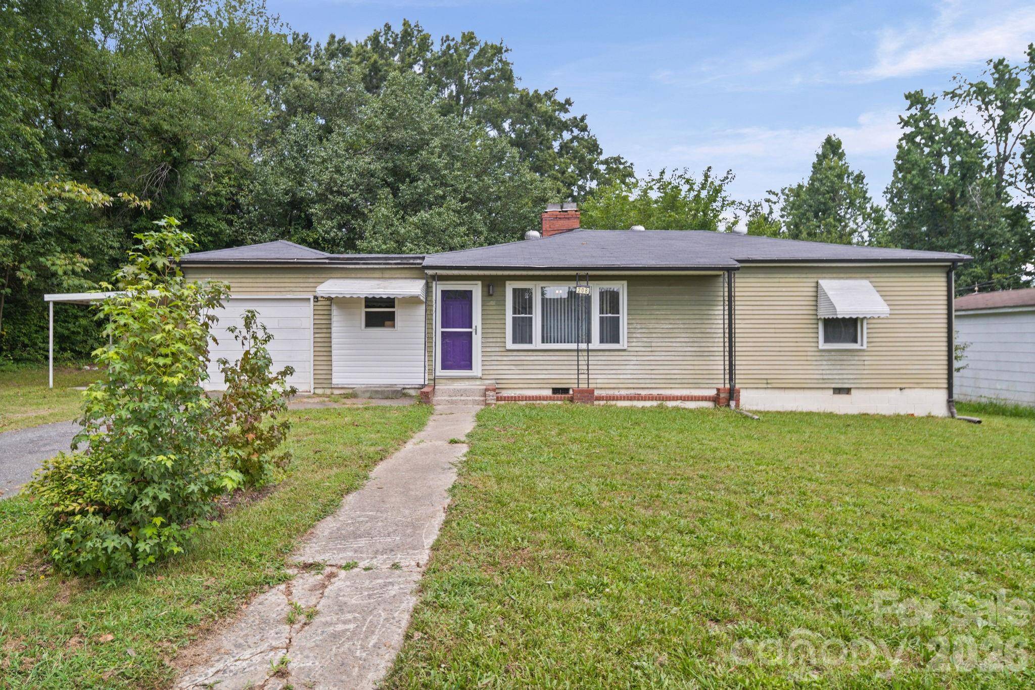 208 Clancy ST, Salisbury, NC 28147