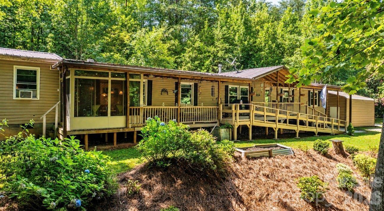 6200 Tallent Hollar RD, Morganton, NC 28655