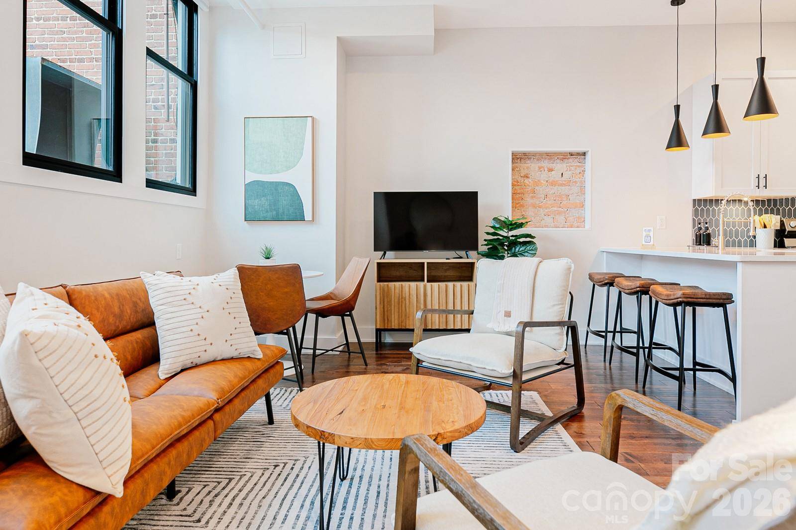 122 College ST #202, Asheville, NC 28801