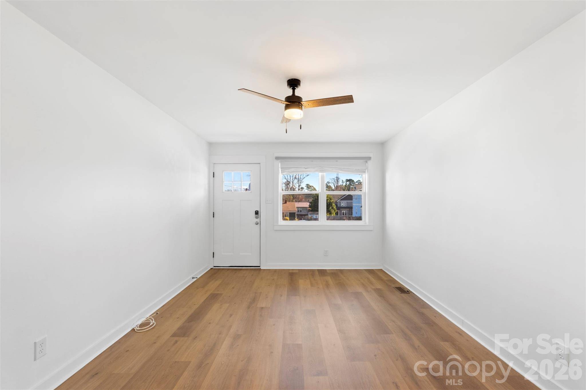 3019 Columbus CIR, Charlotte, NC 28208