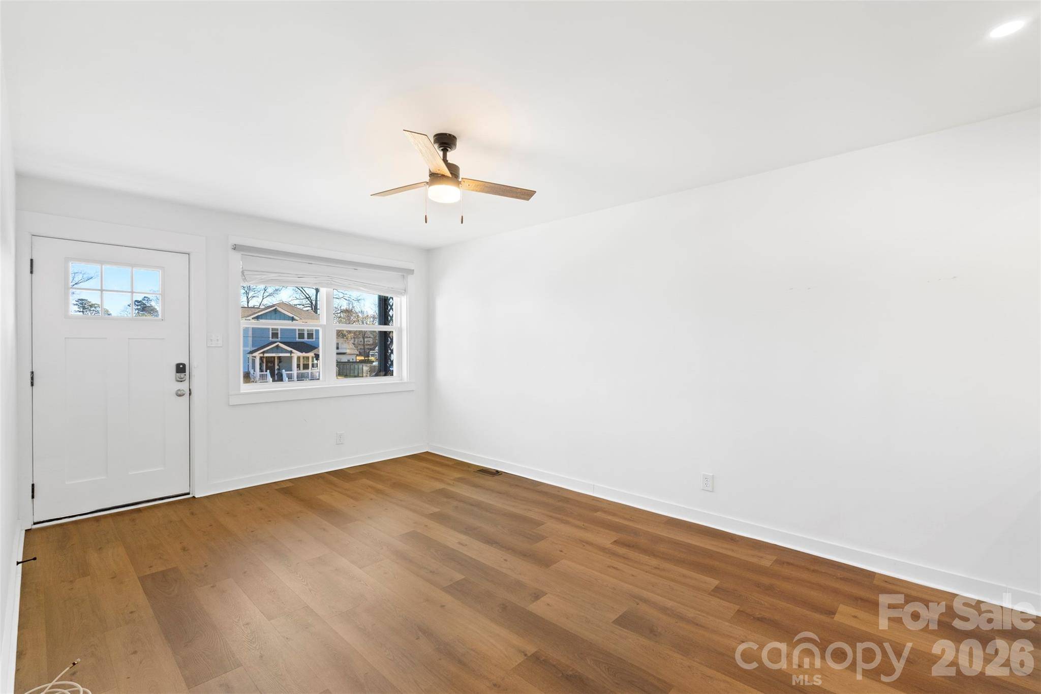 3019 Columbus CIR, Charlotte, NC 28208