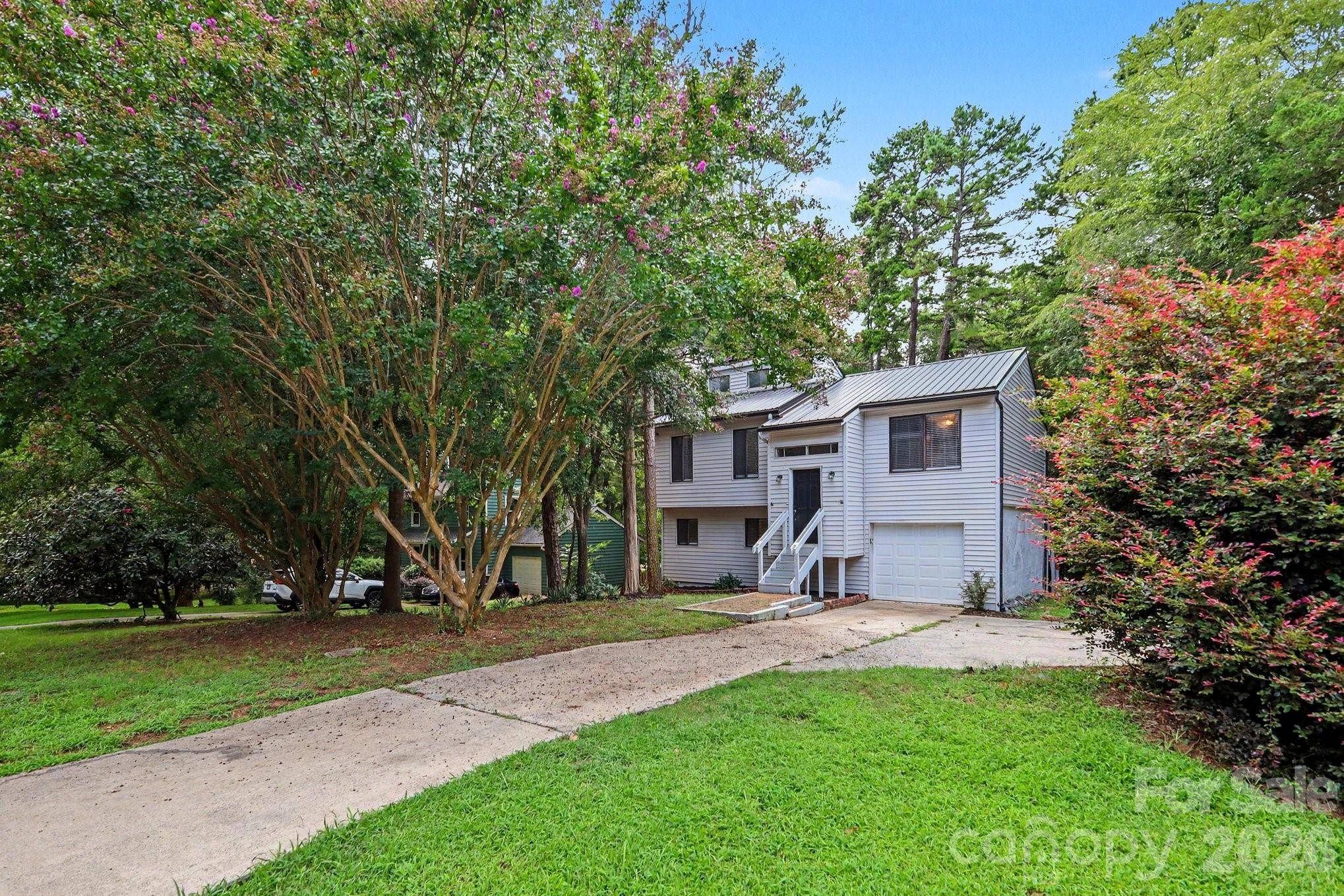 12000 Rock Canyon DR, Charlotte, NC 28226
