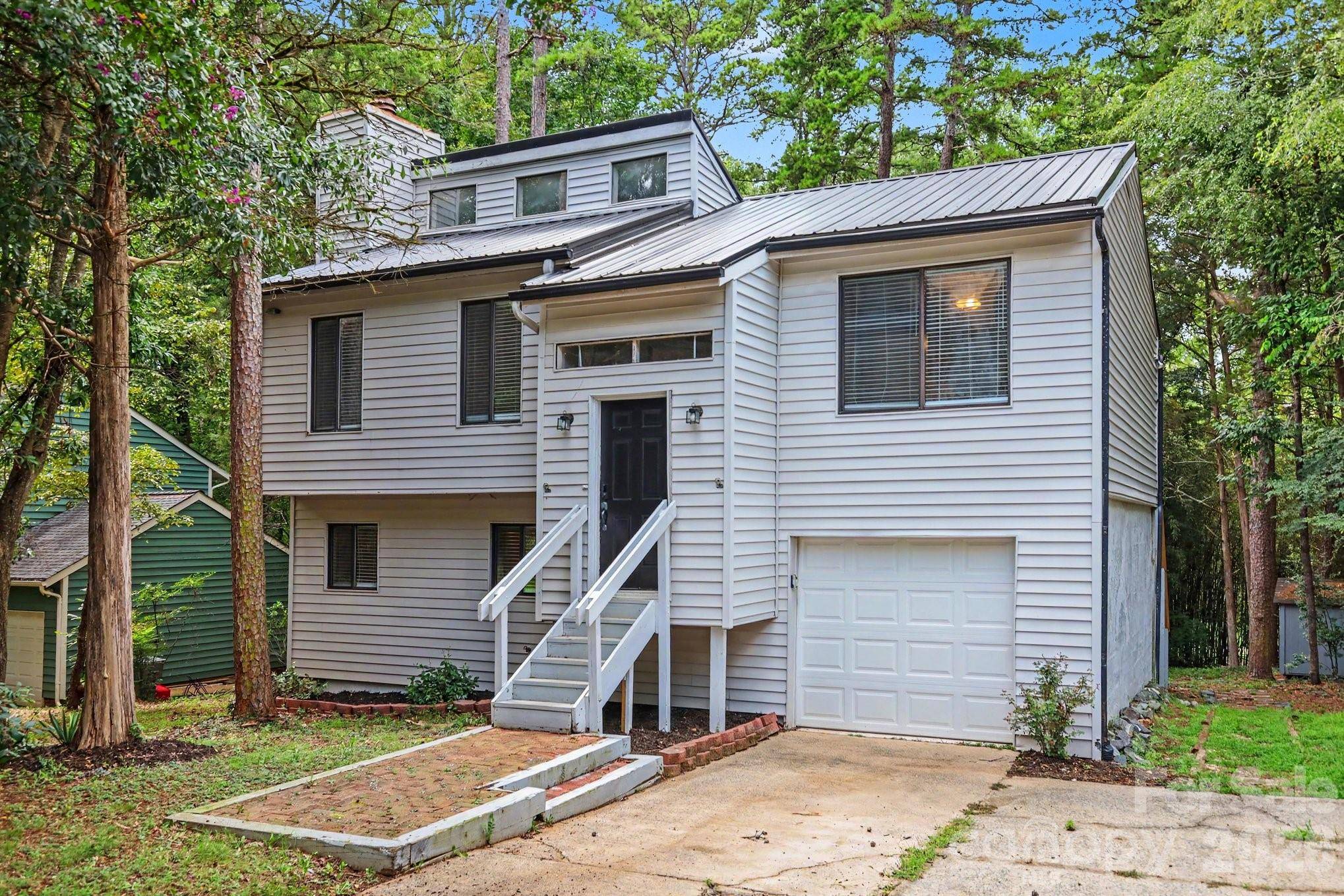 12000 Rock Canyon DR, Charlotte, NC 28226