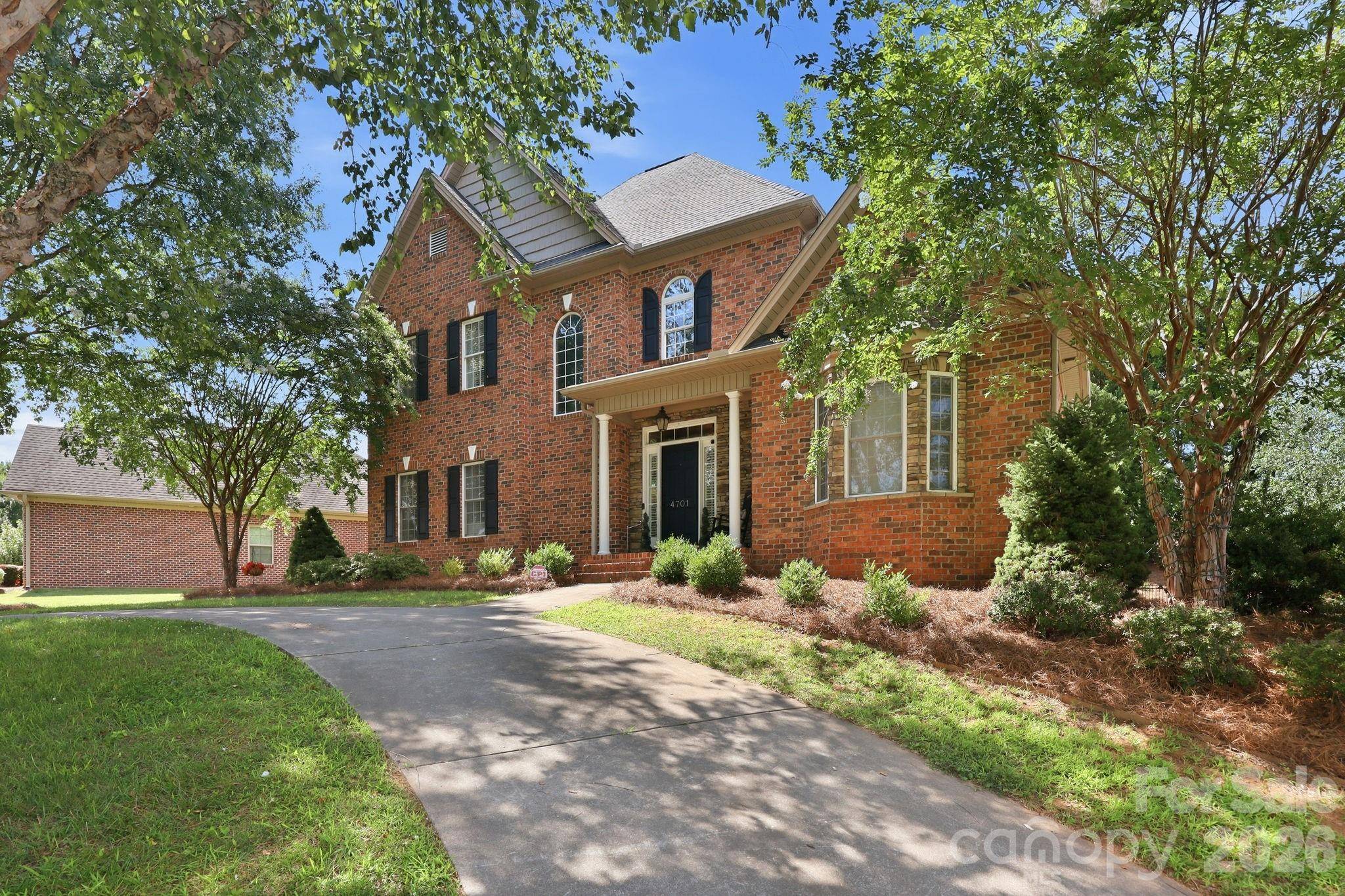 4701 Pebble Lake DR #161, Pfafftown, NC 27040