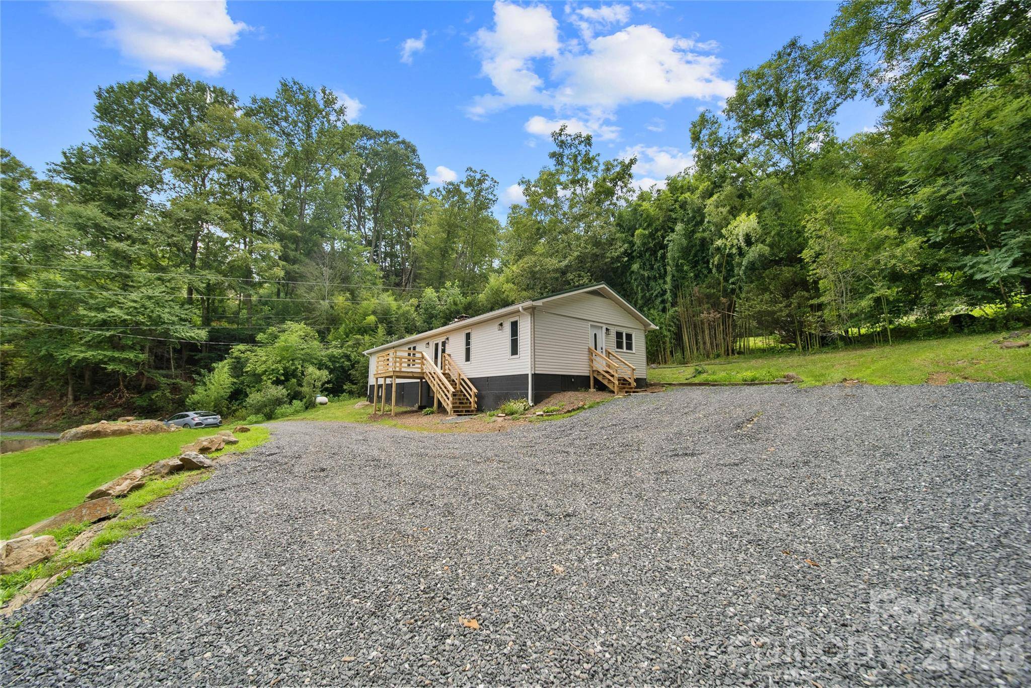 1218 Sweet Creek RD, Bakersville, NC 28705