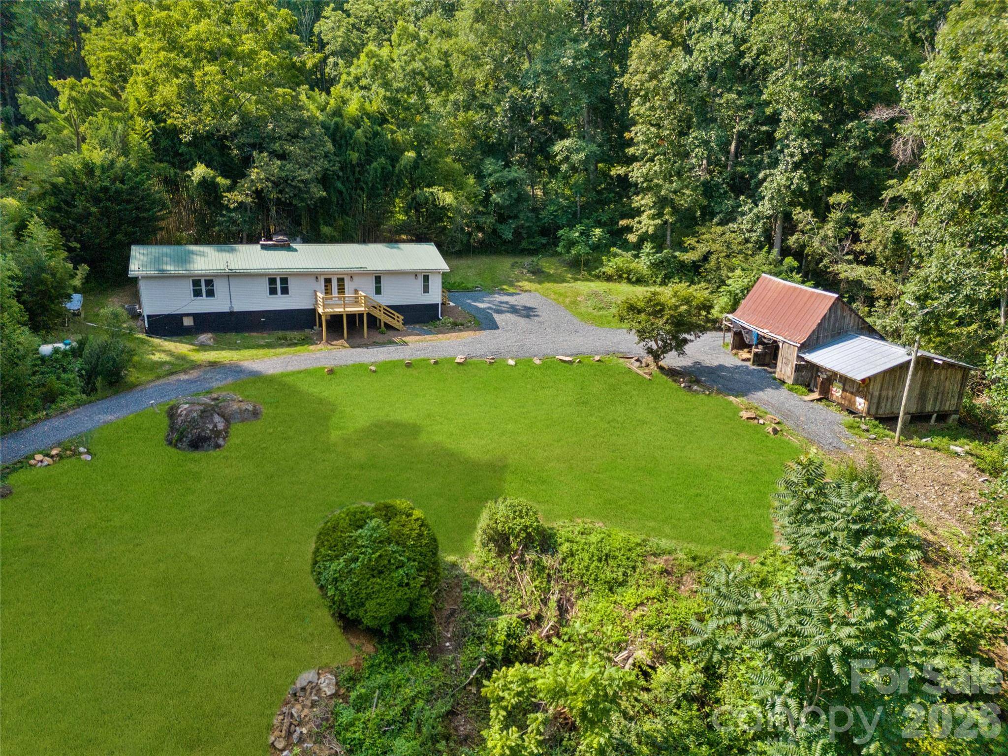 1218 Sweet Creek RD, Bakersville, NC 28705