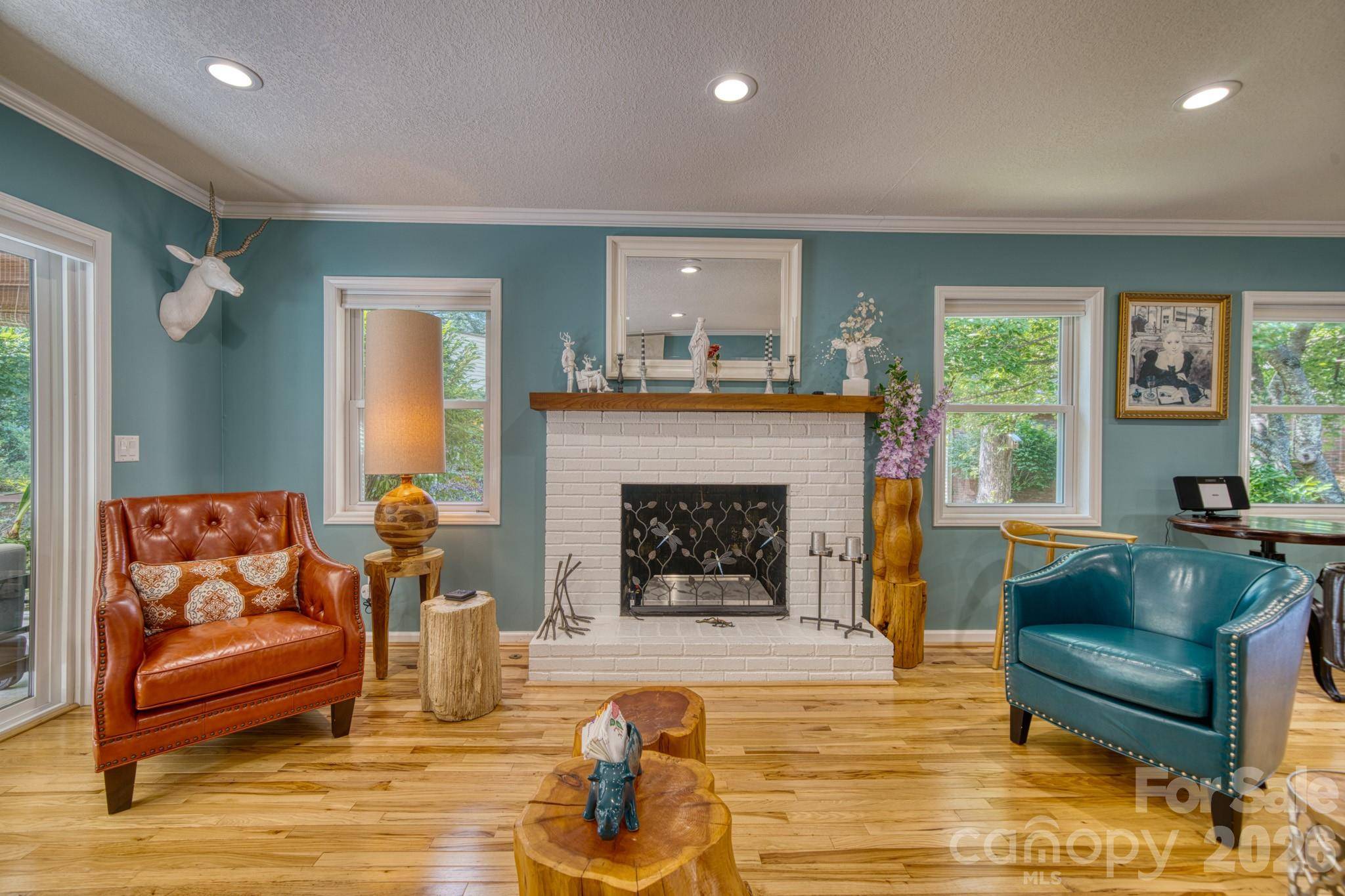 130 Exeter CT, Hendersonville, NC 28791