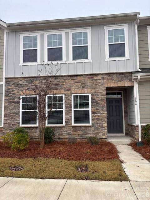 306 Sagecroft LN, Indian Trail, NC 28079