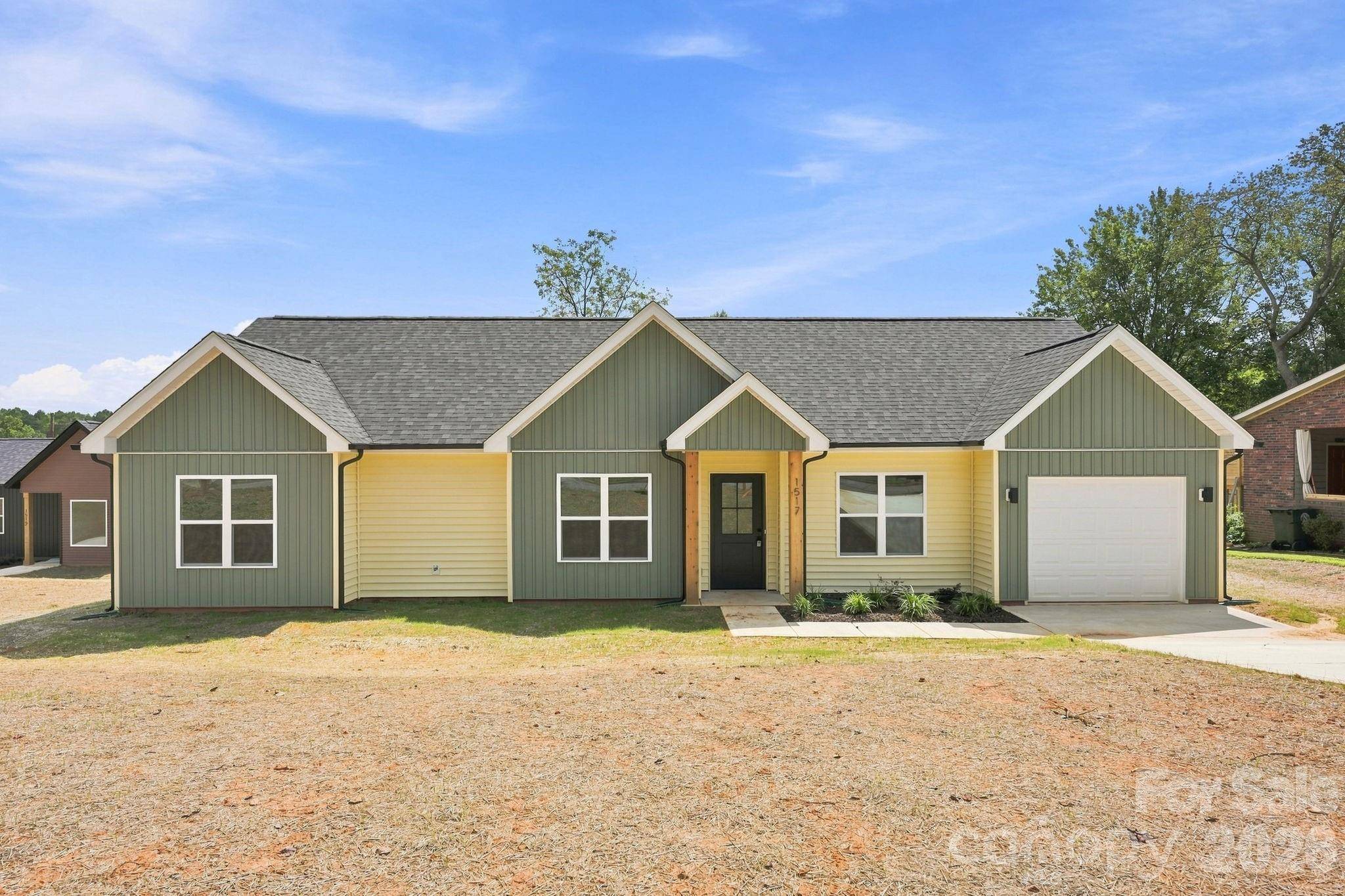 1517 Robin RD, Newton, NC 28658