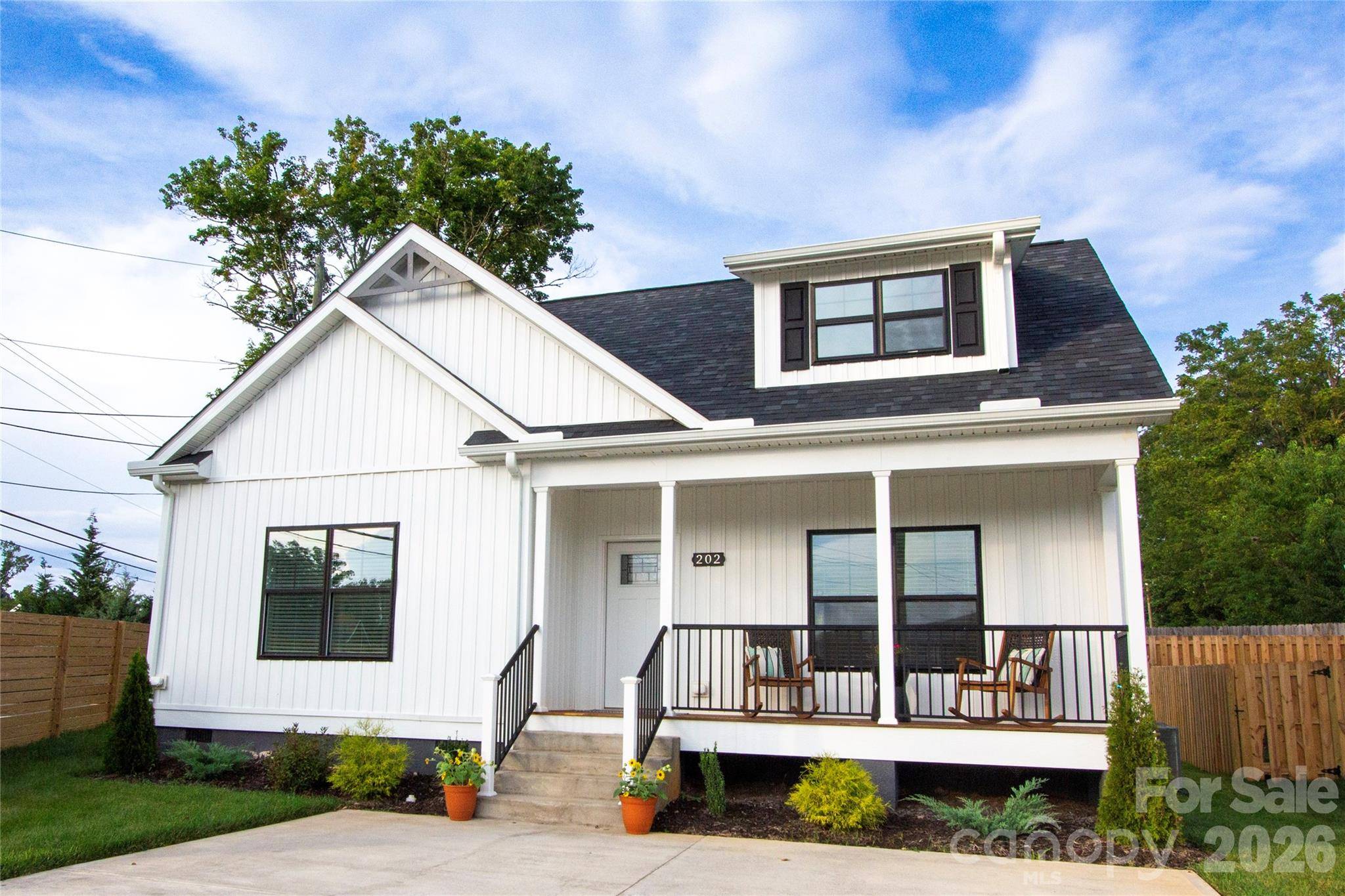 202 Southern Charm RD, Arden, NC 28704