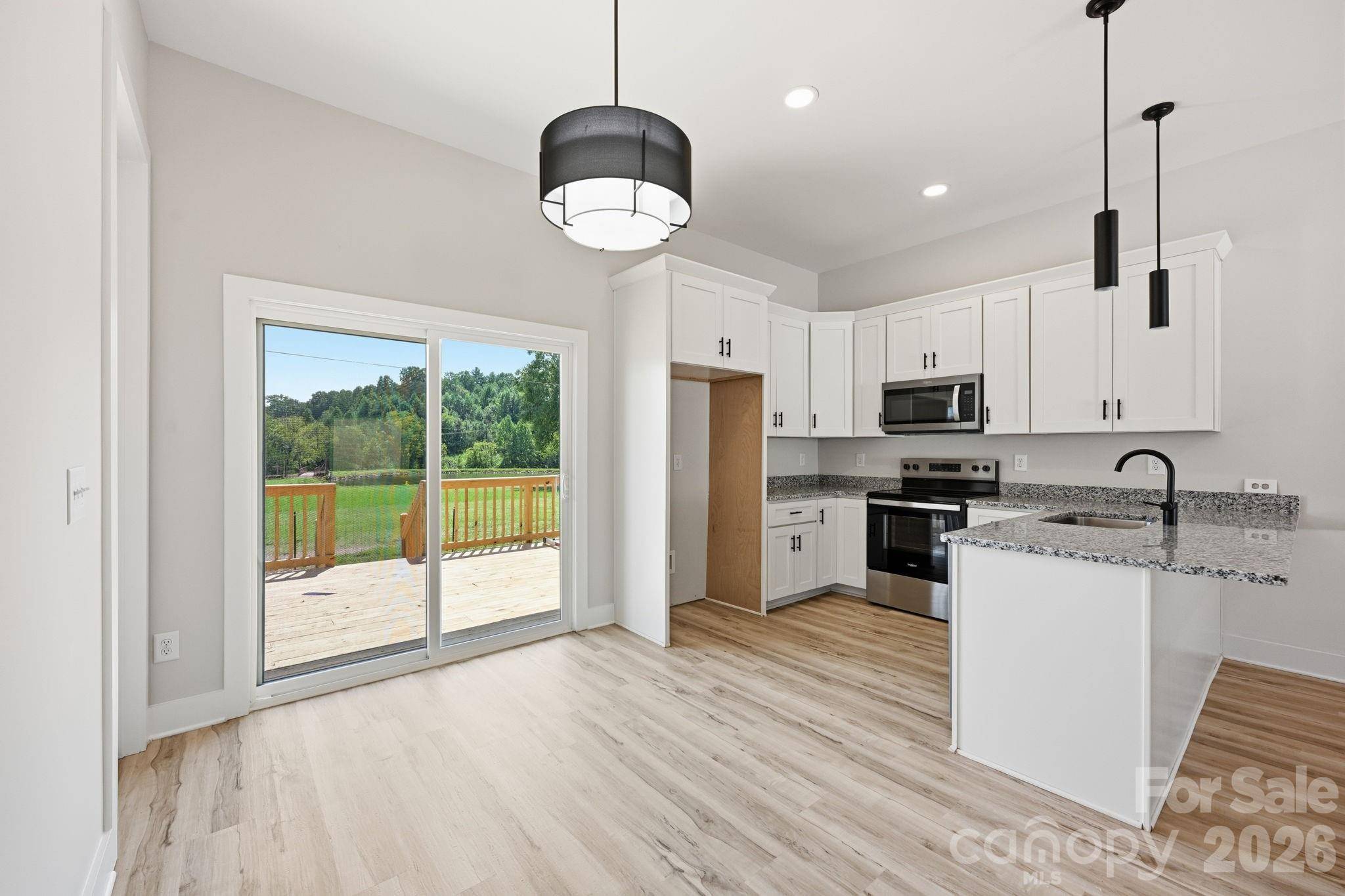 1515 Robin RD, Newton, NC 28658