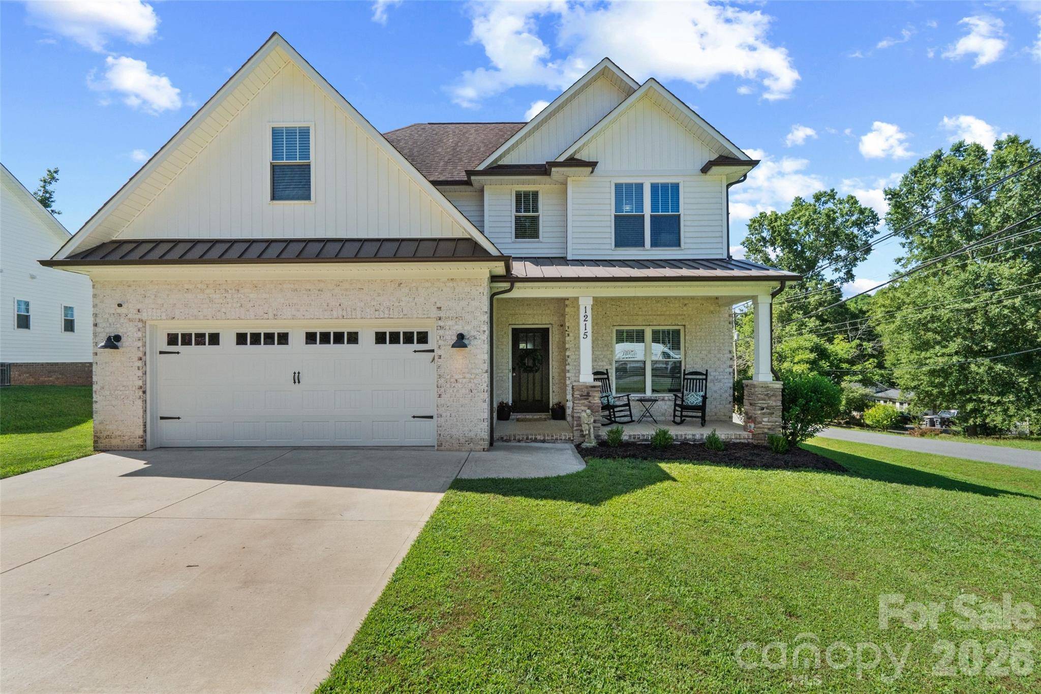 1215 Robinhood LN, Kannapolis, NC 28081