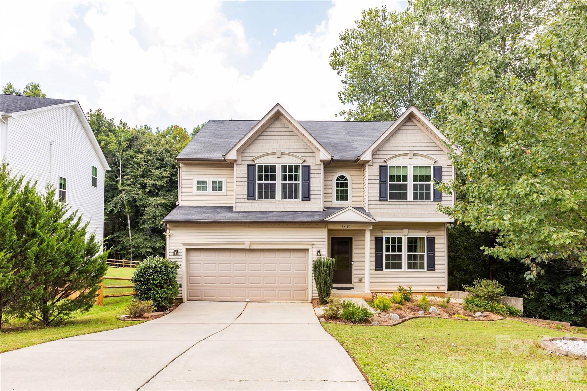 7532 W Berkeley RD, Denver, NC 28037