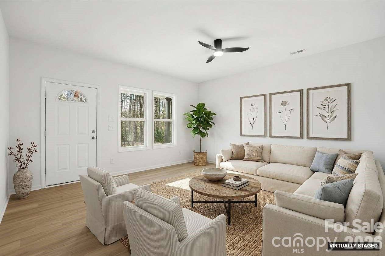 147 W Pine ST, Norwood, NC 28128