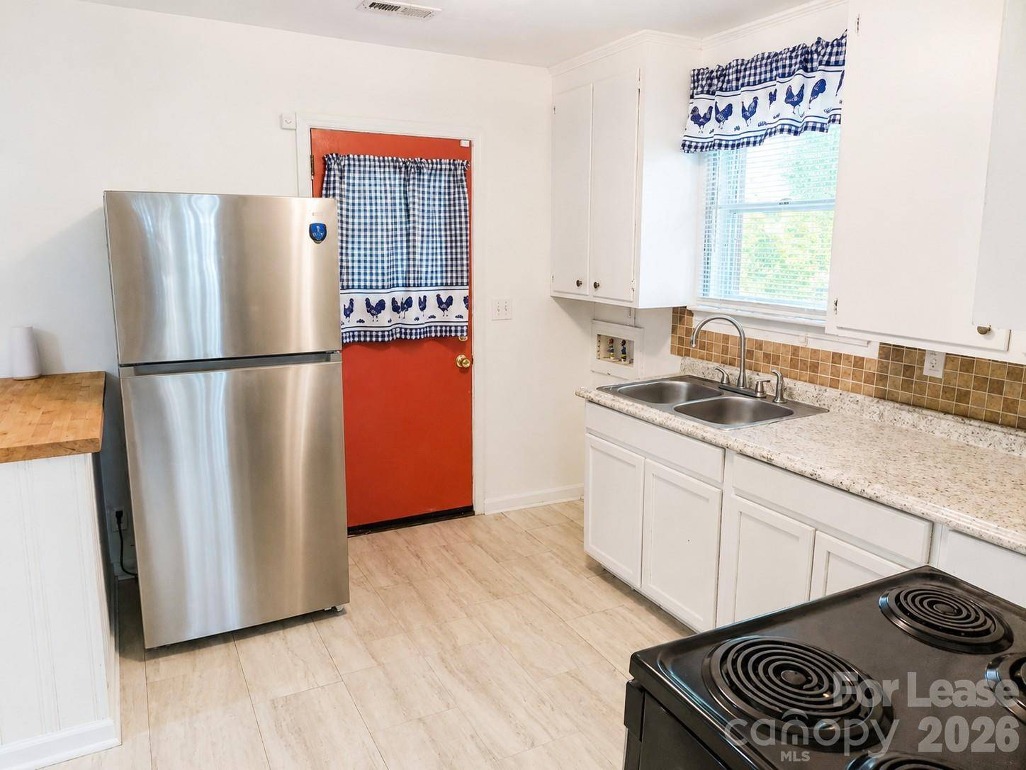 2143 Finchley DR, Charlotte, NC 28215