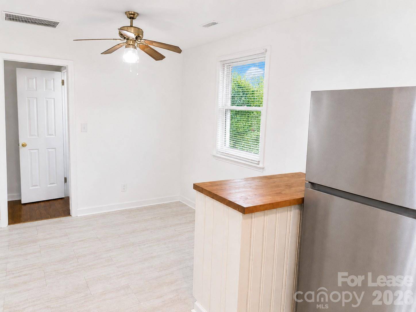 2143 Finchley DR, Charlotte, NC 28215