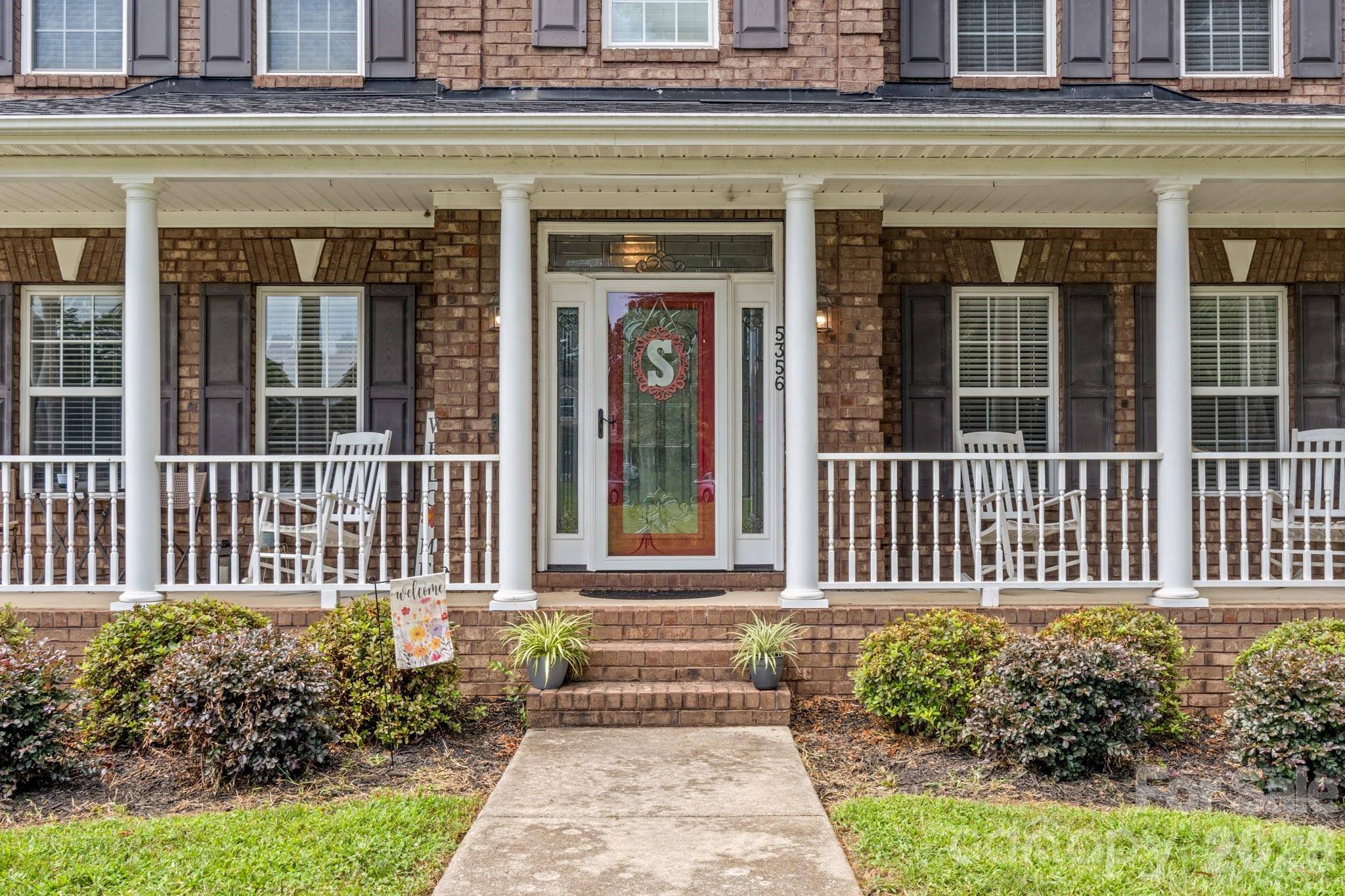5356 Graycliff LN, Clemmons, NC 27012