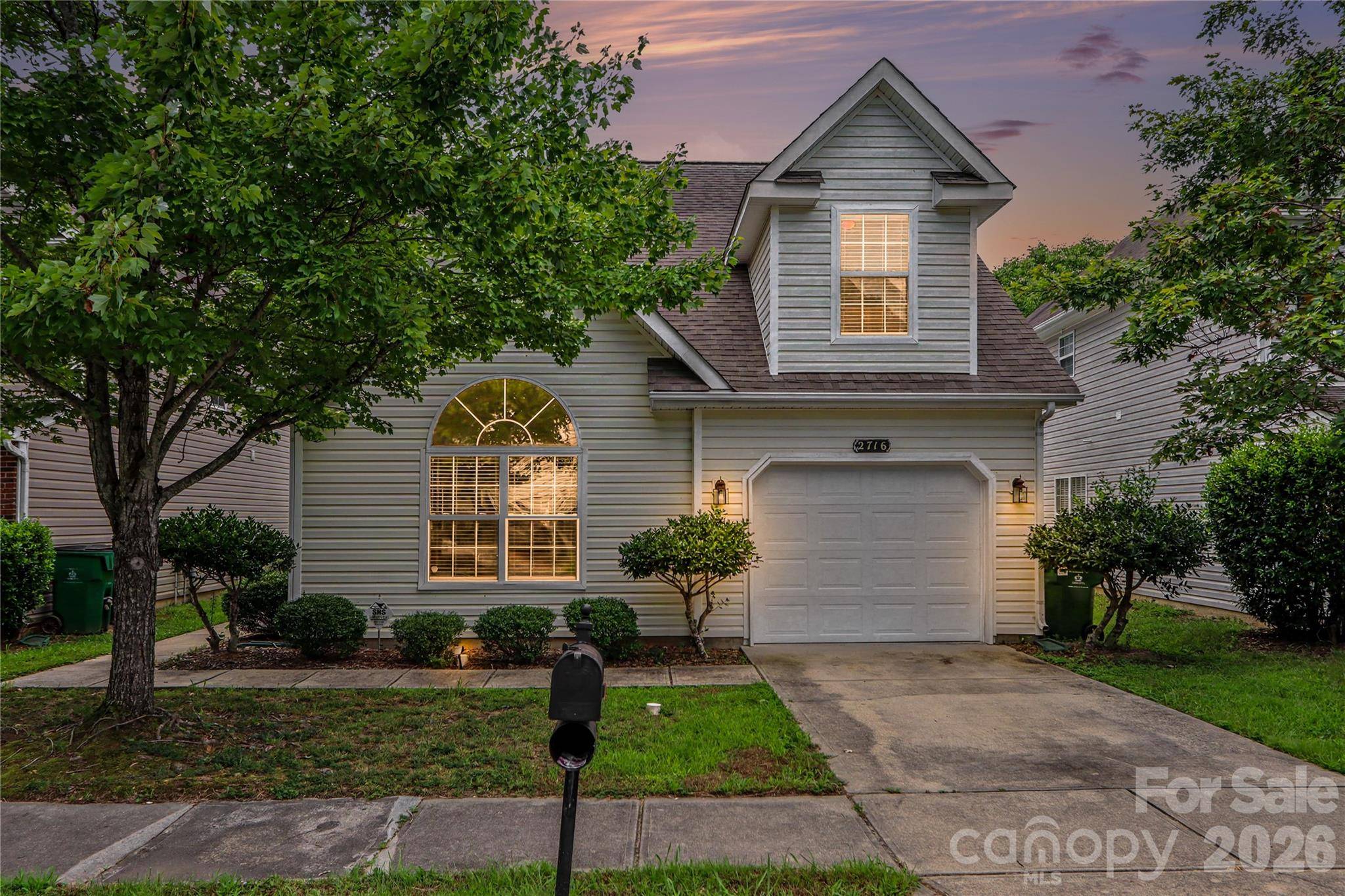 2716 Rozzelles Landing DR, Charlotte, NC 28214