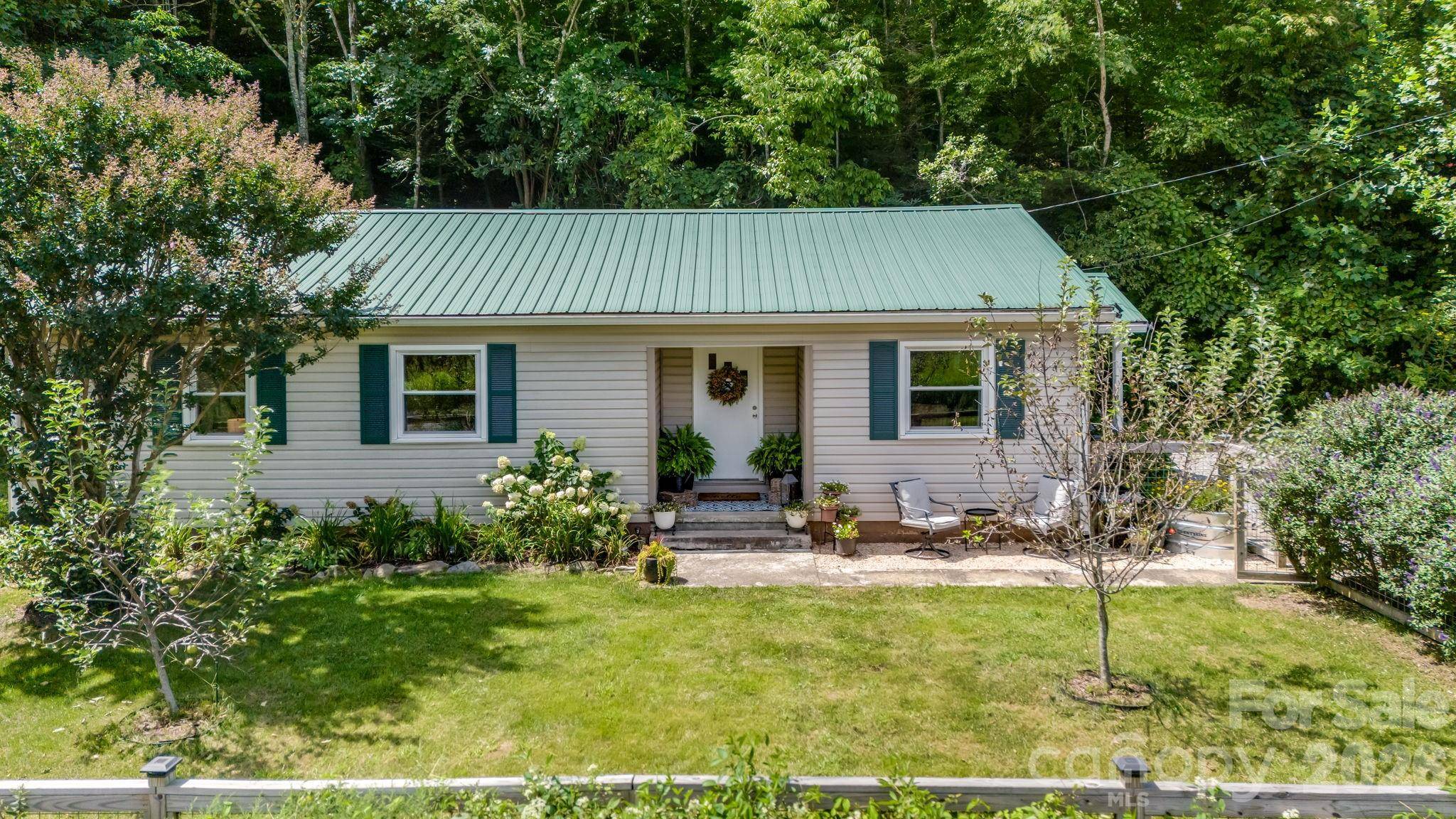 1772 NC 9 HWY, Black Mountain, NC 28711