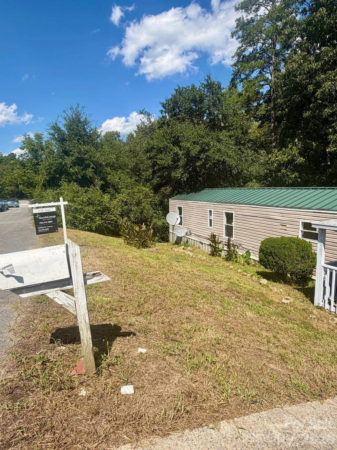 111 Cloverleaf DR, Clover, SC 29710