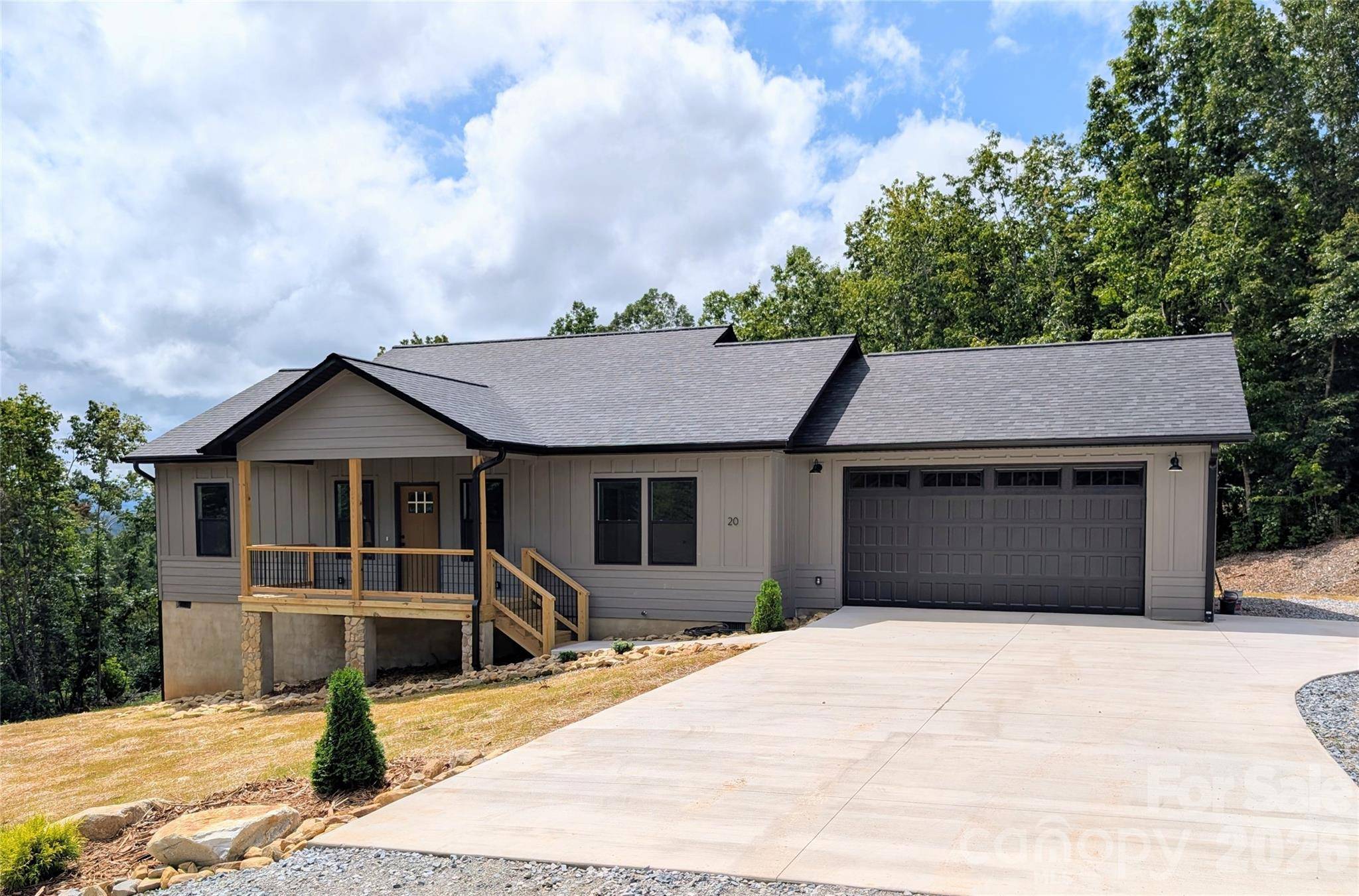 20 Big Sky DR, Marion, NC 28752
