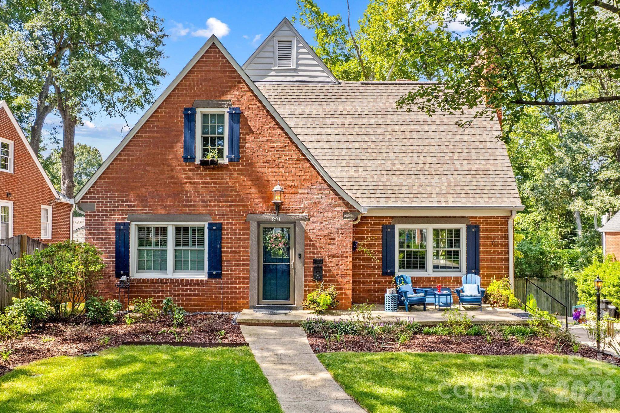 221 Woodrow AVE, High Point, NC 27262