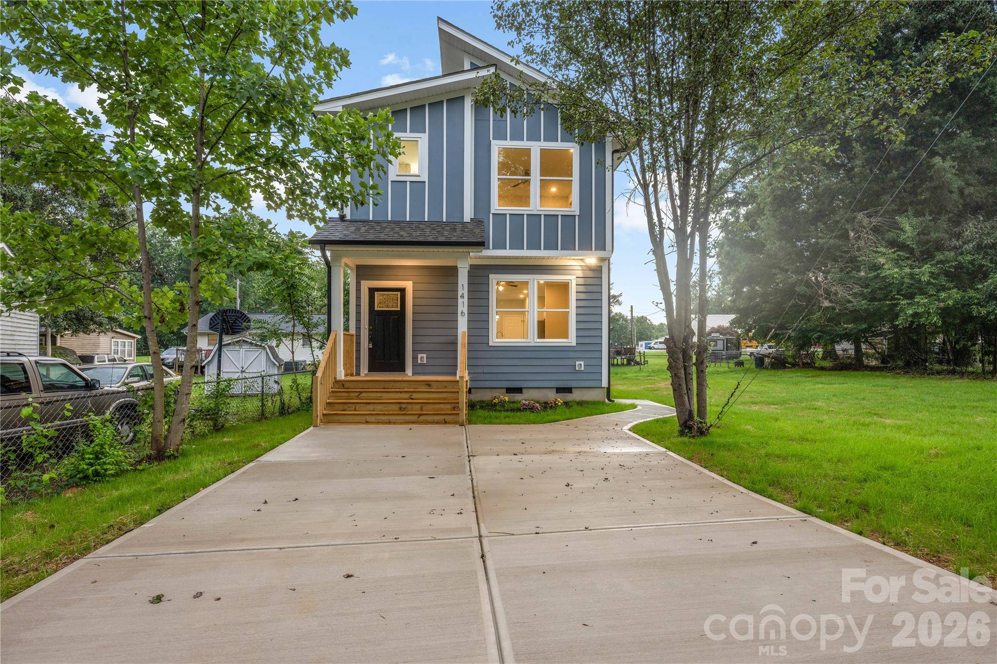 1416 Old charlotte RD, Statesville, NC 28677
