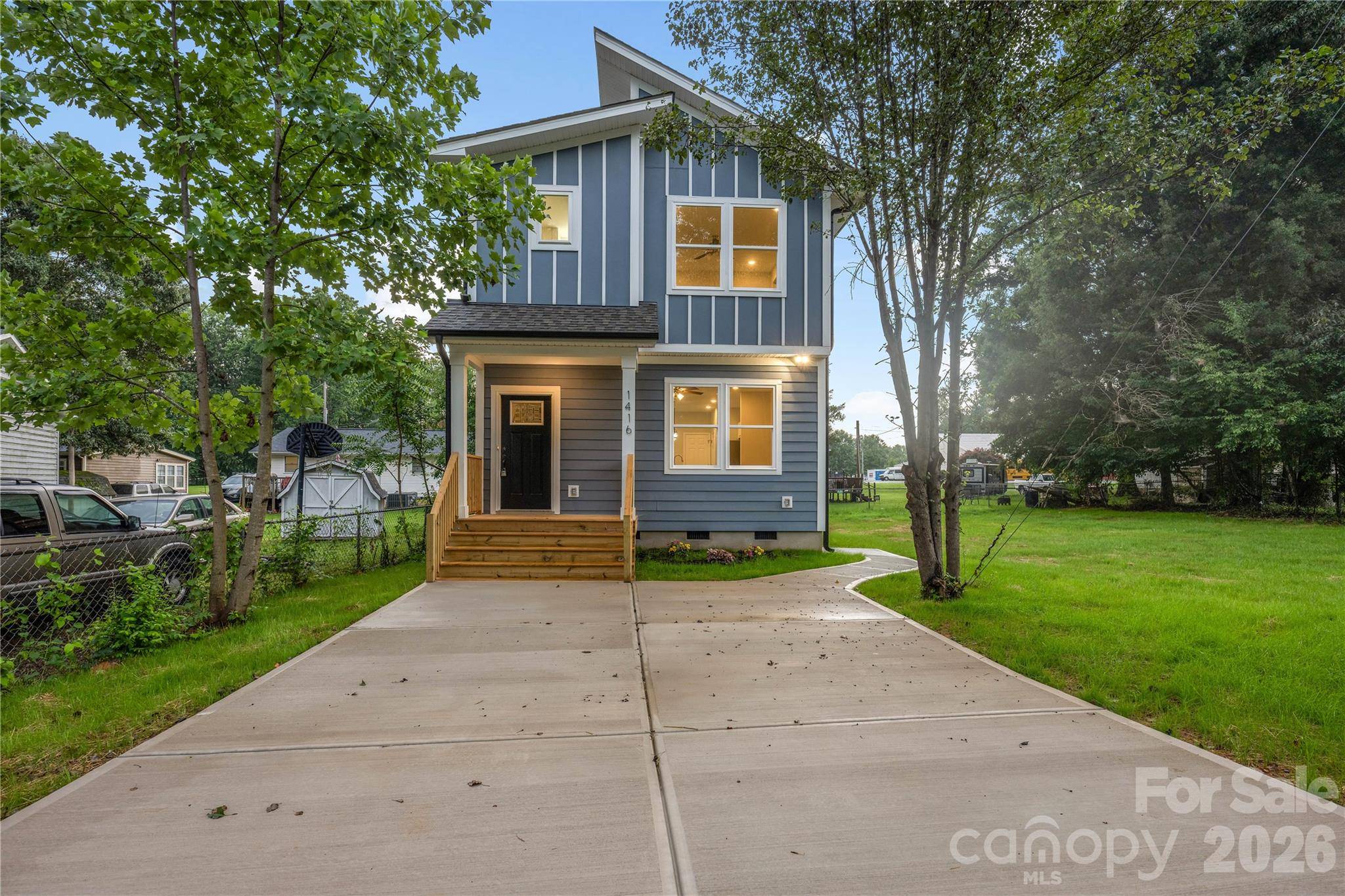 1416 Old charlotte RD, Statesville, NC 28677