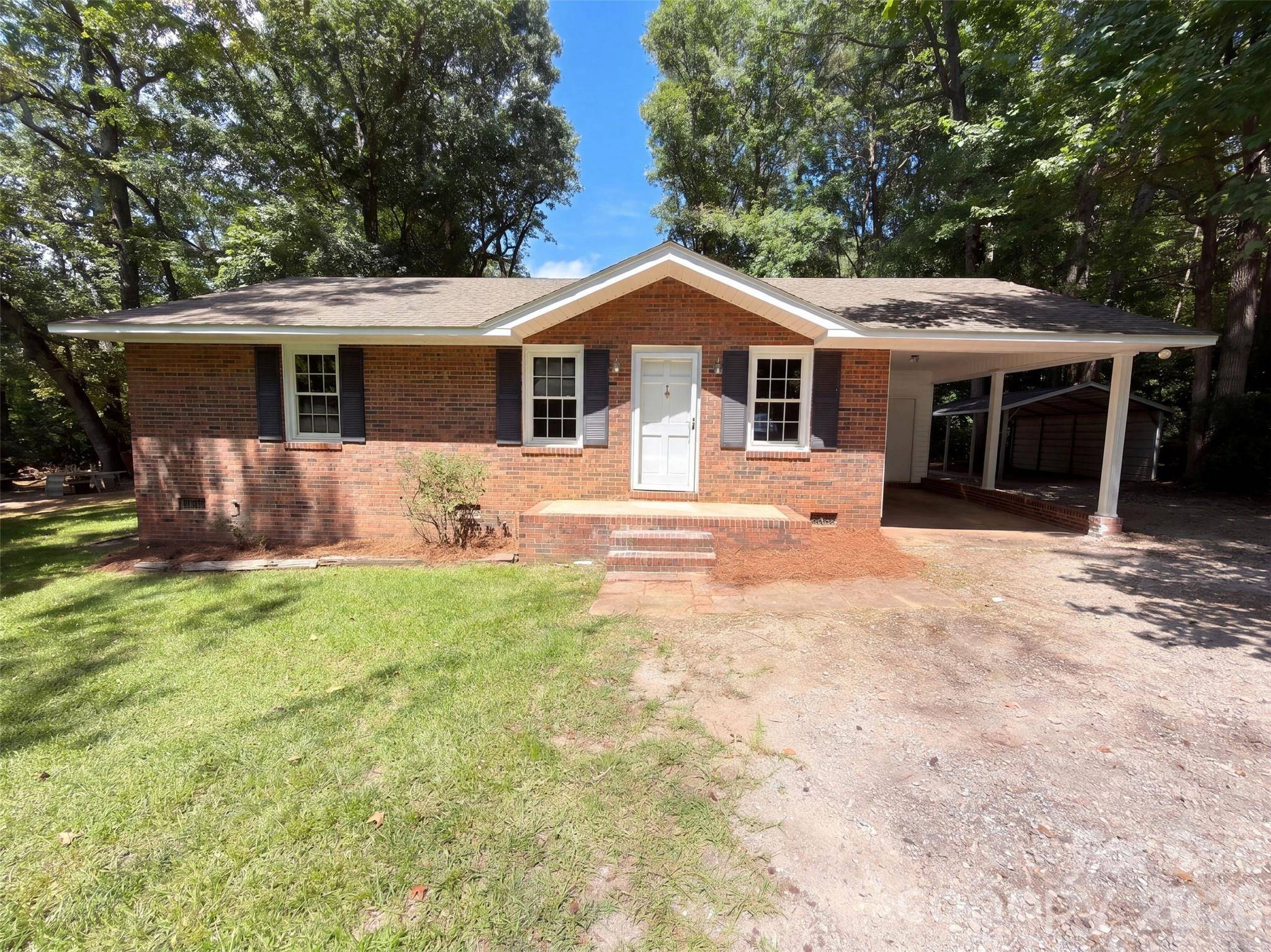 1627 Catoe RD, Lancaster, SC 29720