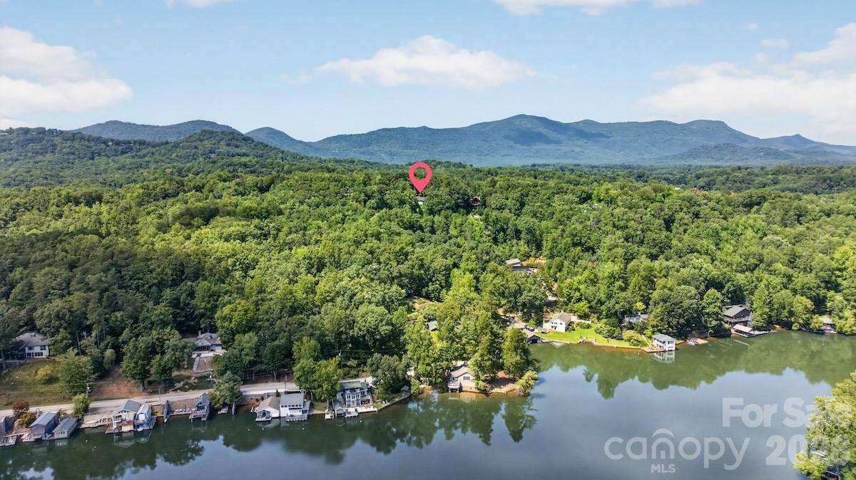 187 Caledonia RD, Landrum, SC 29356