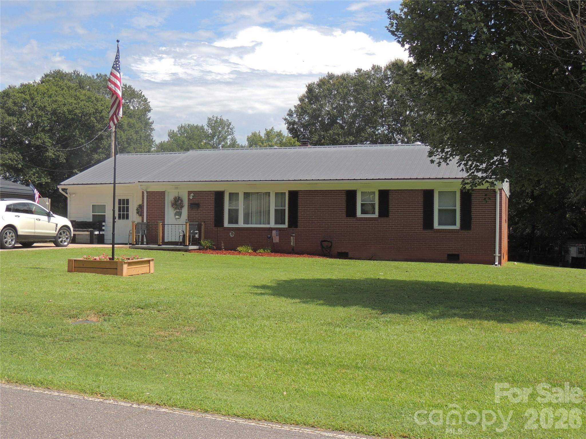 189 Westwood DR, Forest City, NC 28043